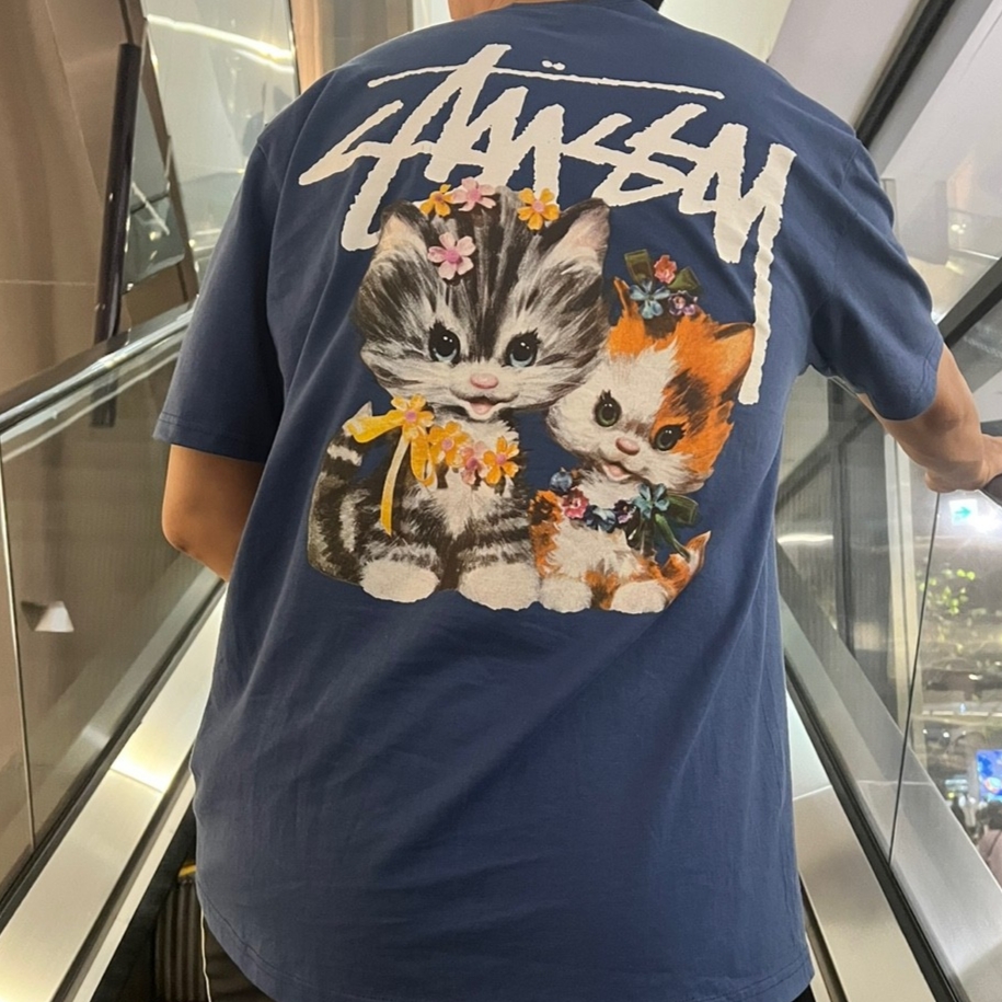 Stussy Kittens T-Shirt Midnight 착용 스타일