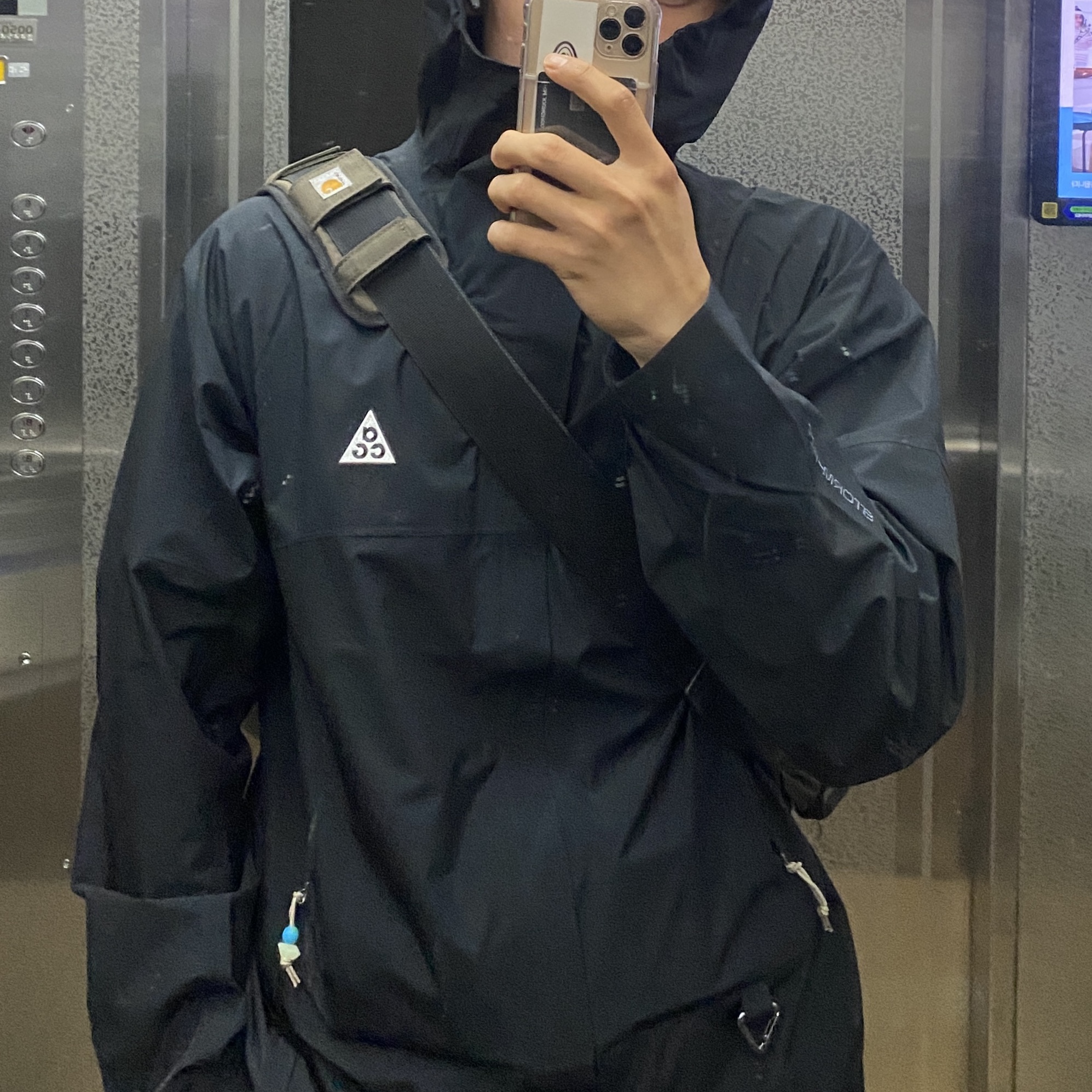 Nike ACG Storm-Fit ADV Cascade Rains Full Zip Jacket Black - Asia 착용 스타일