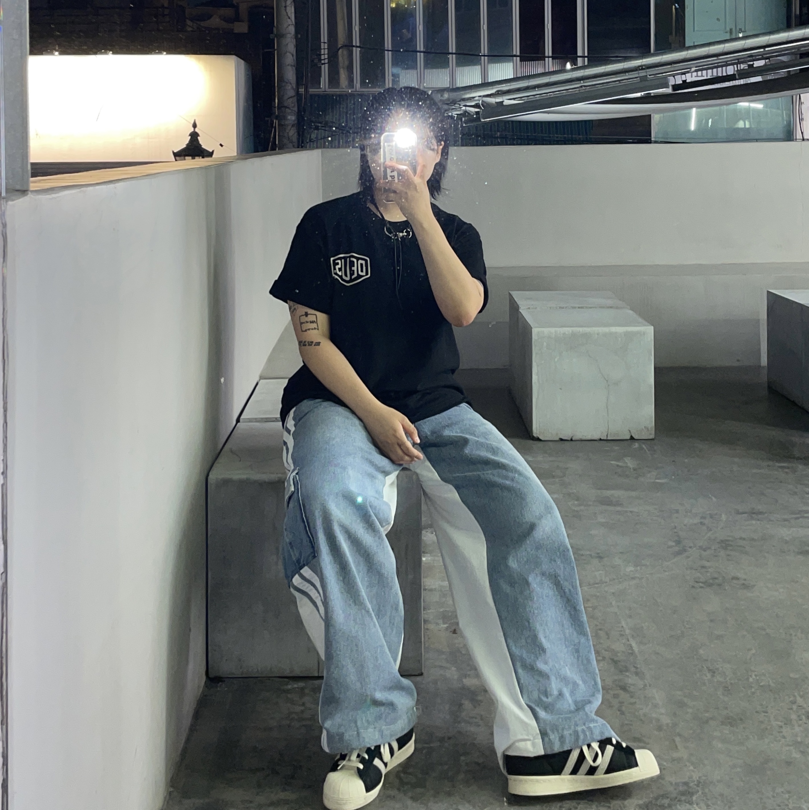 Deus Ex Machina Seoul College T-Shirt Black, Adidas Superstar 82 Black White 착용 스타일