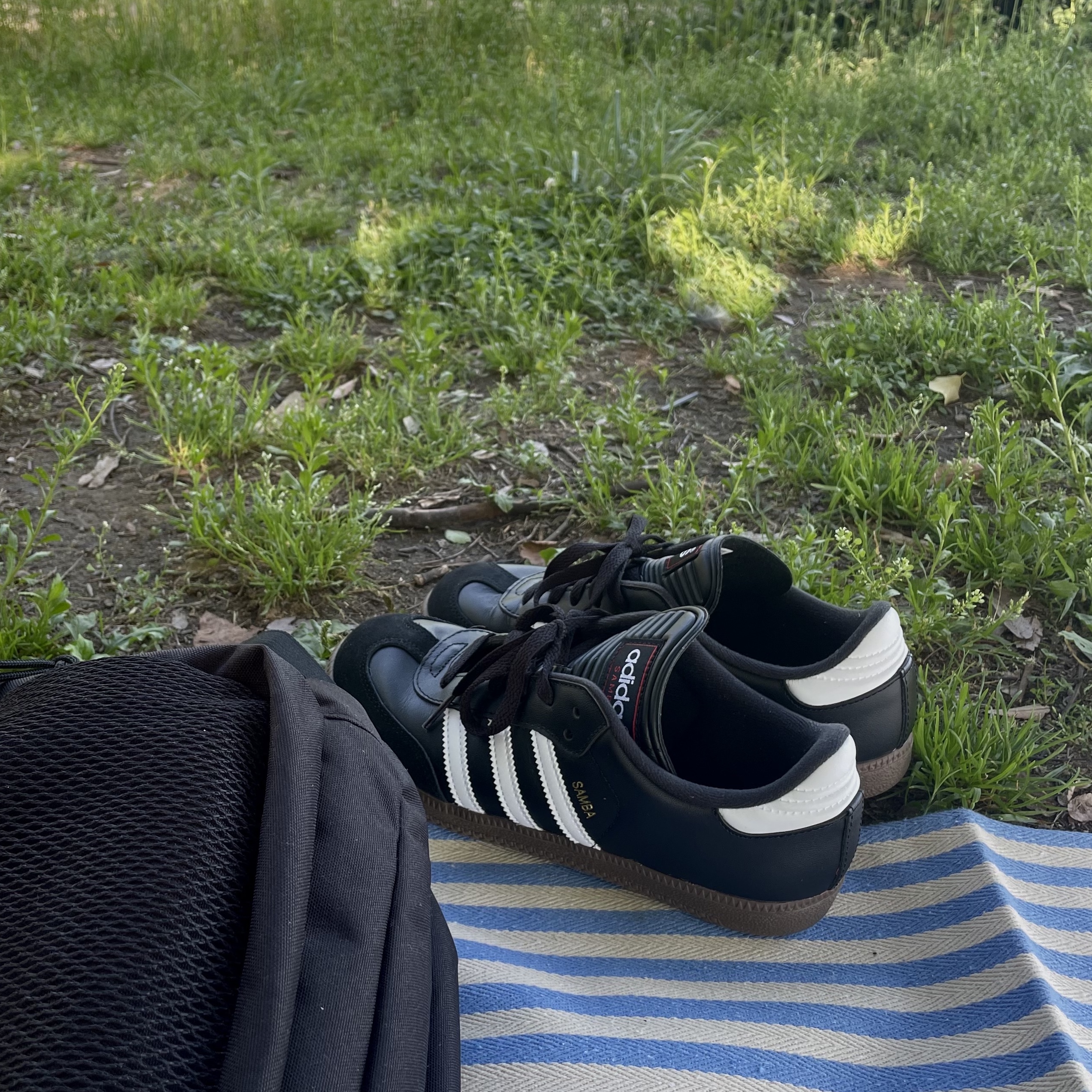 (J) Adidas Samba Classic Core Black 착용 스타일 - 2