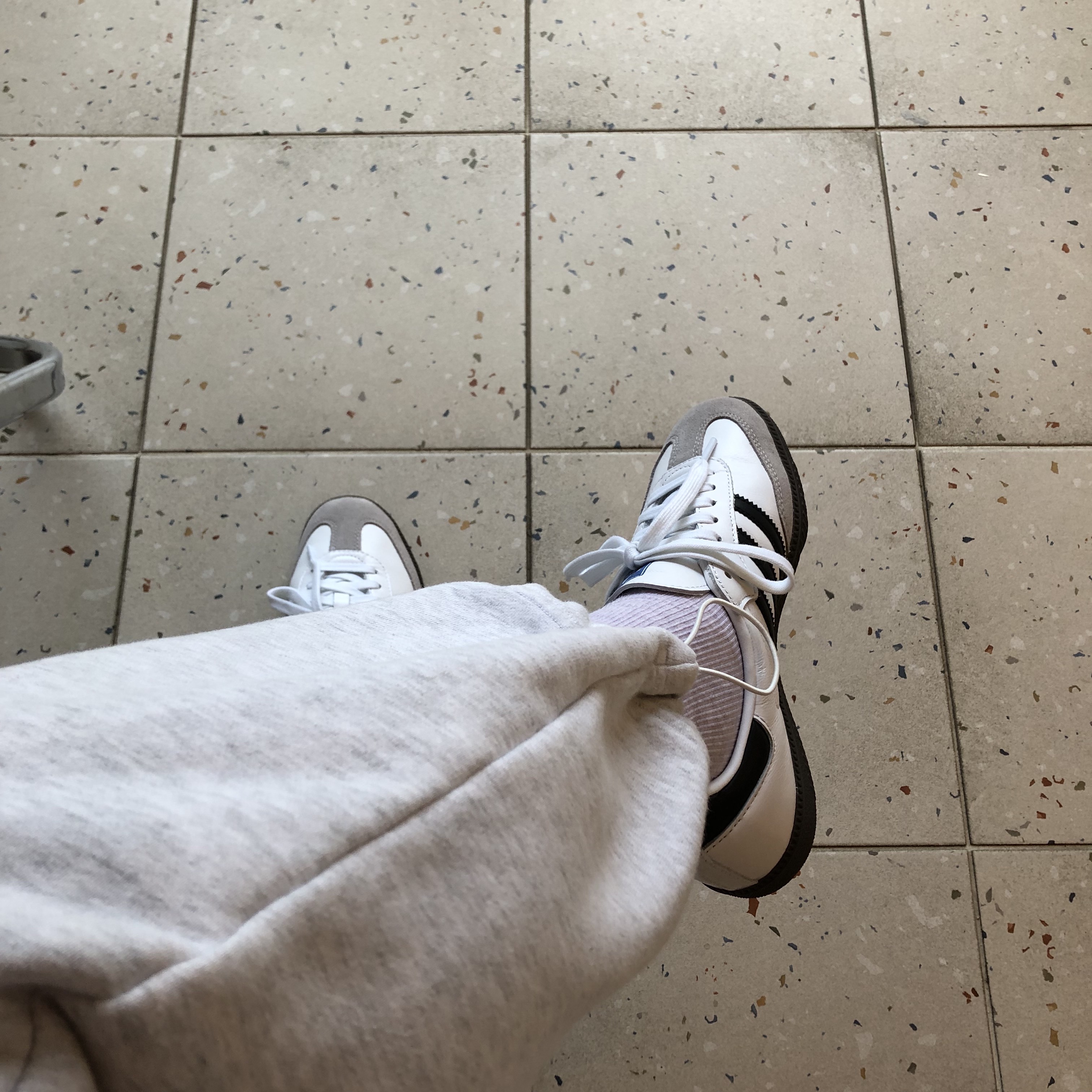 Adidas Samba OG Cloud White 착용 스타일