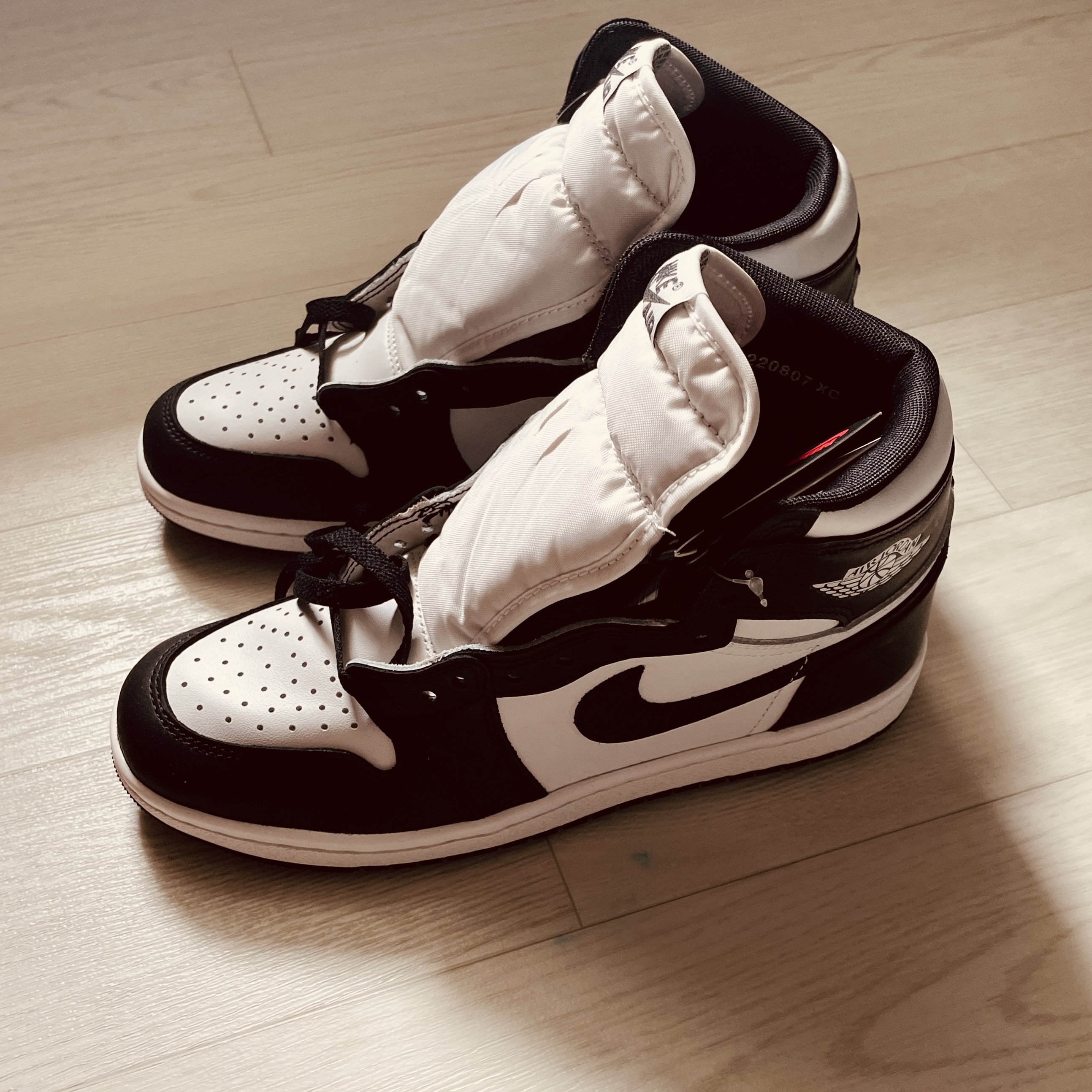 Jordan 1 High 85 Black White 착용 스타일