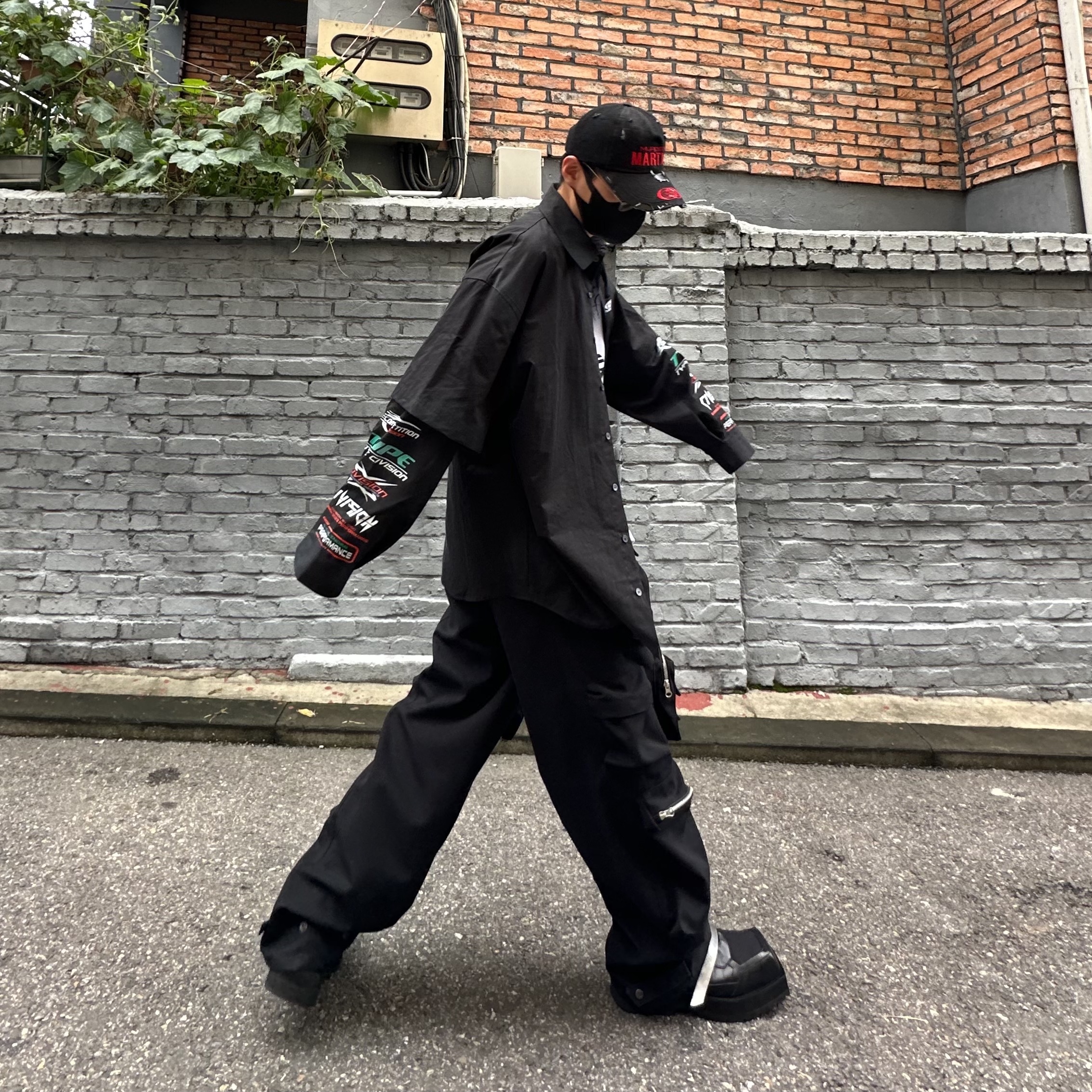 [KREAM 단독] Civision by CSC Hybrid Layered Shirts Washed Black, Nonnod Mechanic Cargo Pants Black 착용 스타일 - 1