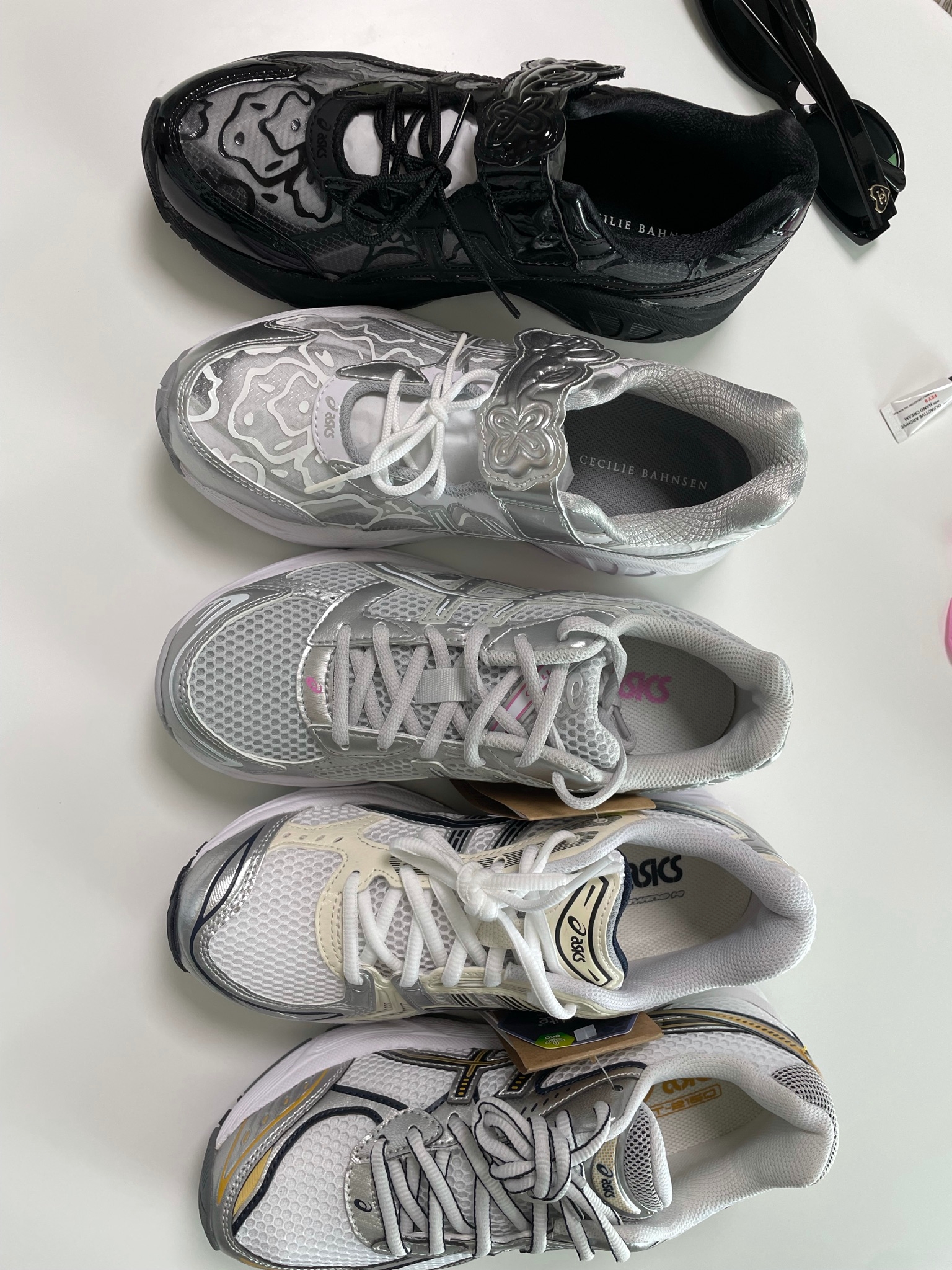 Asics x Cecilie Bahnsen GT-2160 White, Asics x Cecilie Bahnsen GT-2160 Black 착용 스타일 - 2