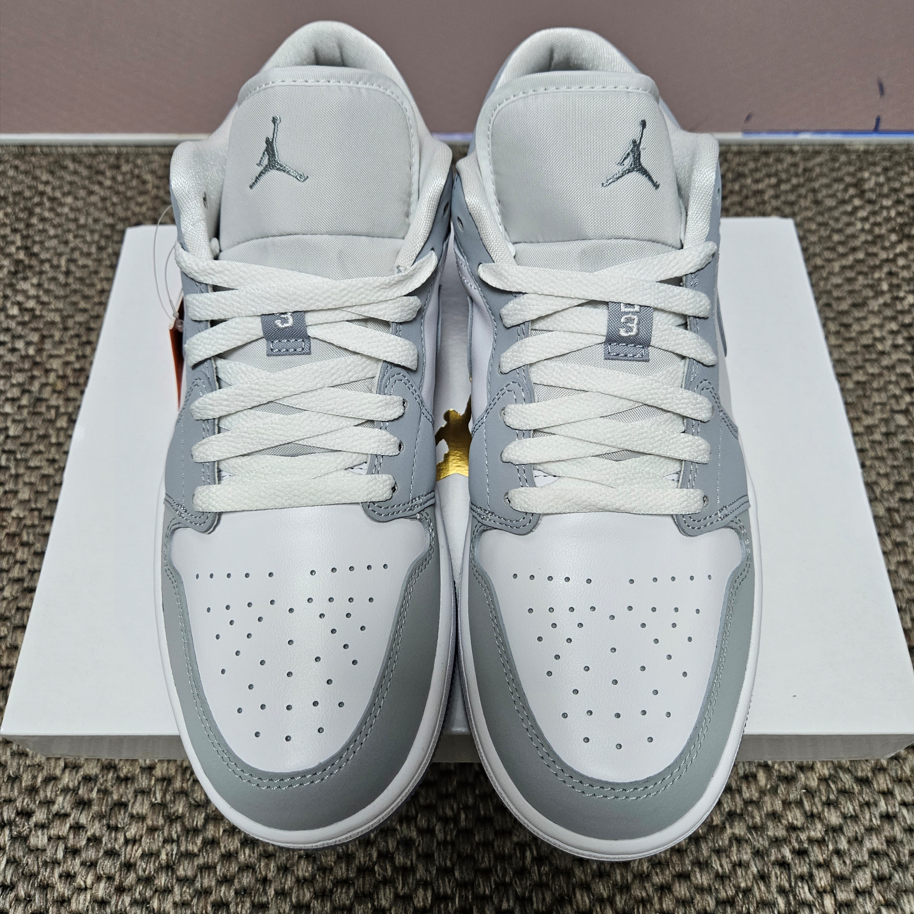 (W) Jordan 1 Low White Wolf Grey 착용 스타일 - 4