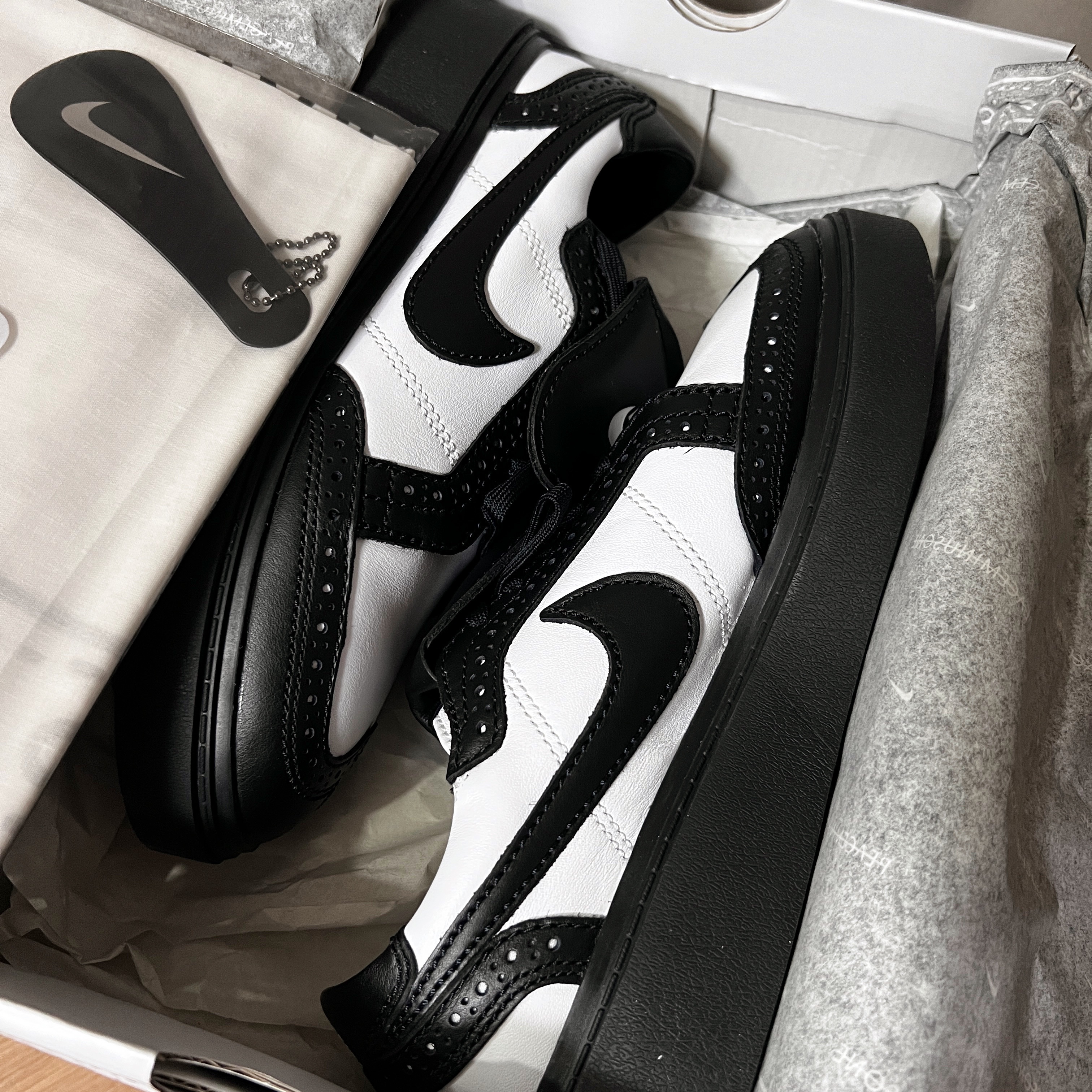 Nike x Peaceminusone Kwondo1 Black and White 착용 스타일 - 1