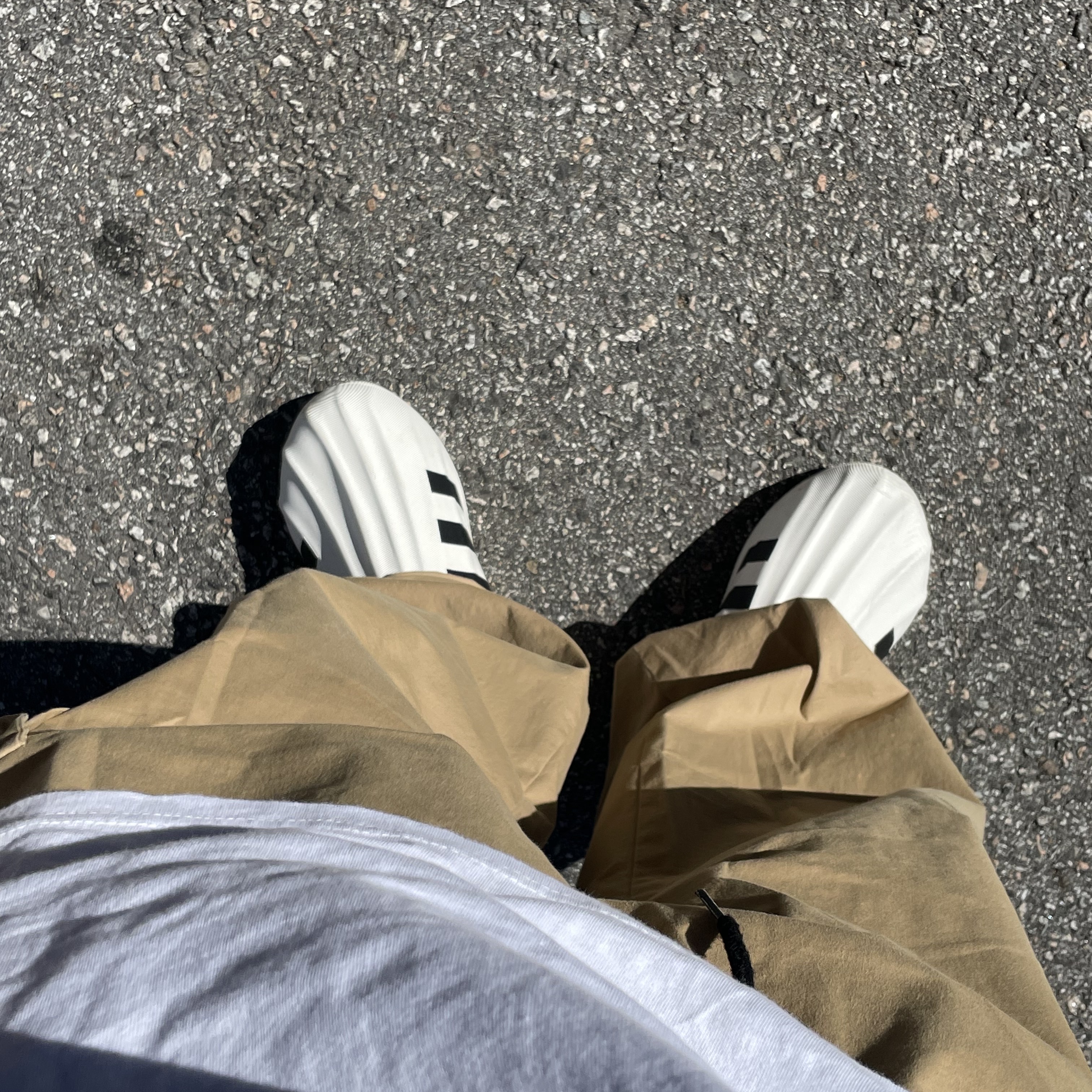 Adidas Adifom Superstar Core White 착용 스타일 - 4