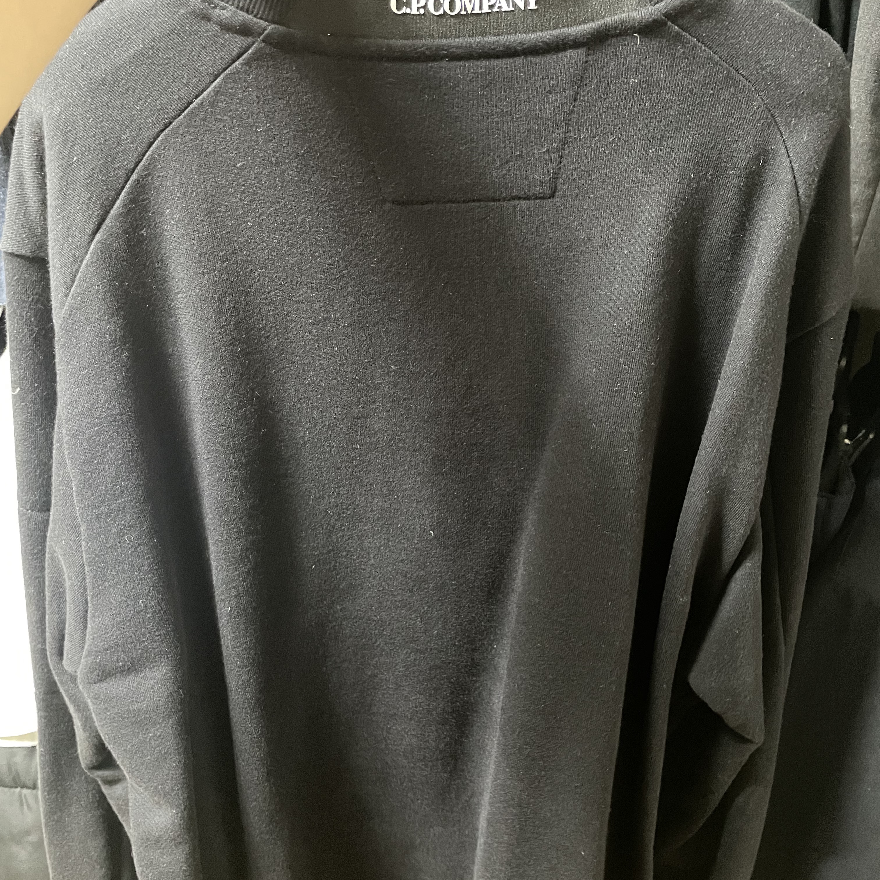 C.P. Company Diagonal Raised Fleece Sweatshirt Black - 22FW 착용 스타일 - 2