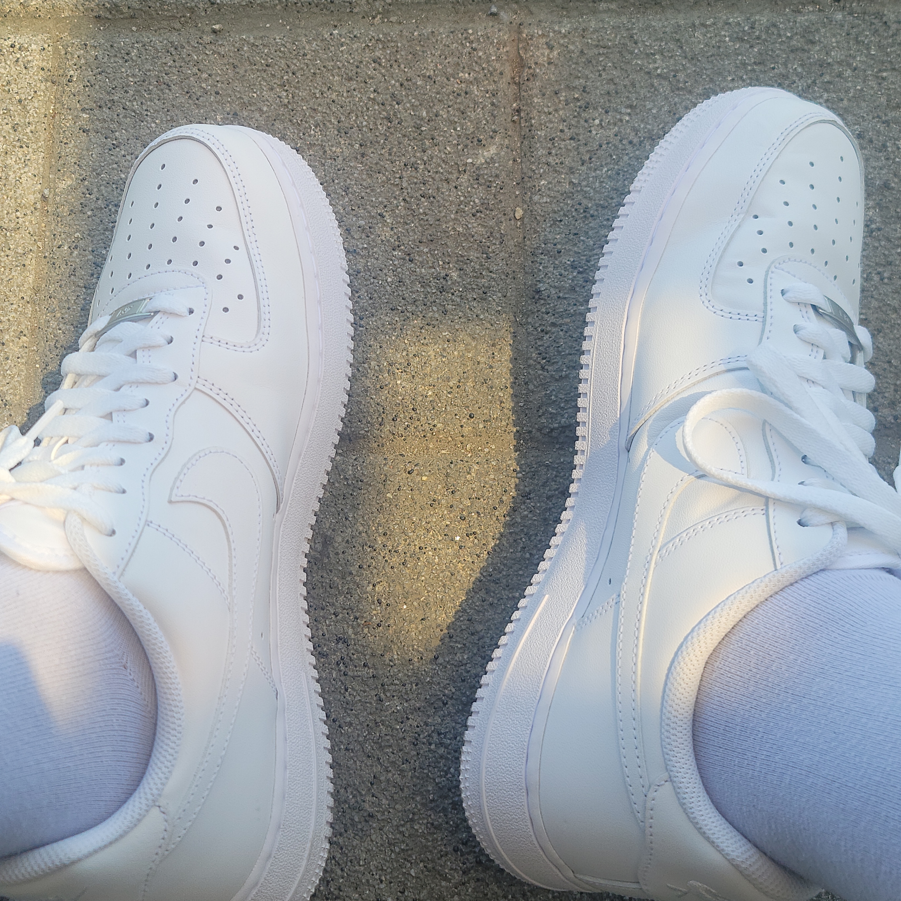 Nike Air Force 1 '07 Low White 착용 스타일