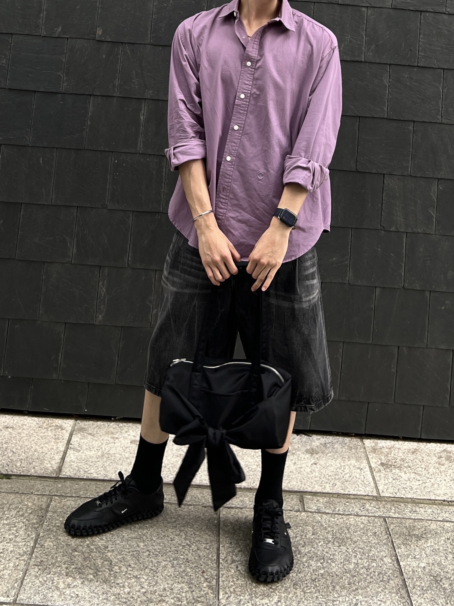 Nike x Jacquemus J Force 1 Low LX SP Black 착용 스타일 - 4