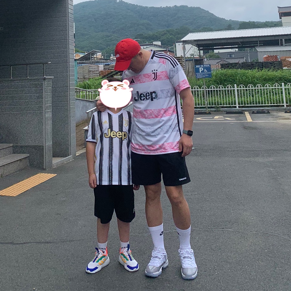 Adidas Juventus 2023/24 Away Jersey White - KR Sizing (Non Marking Ver.) 착용 스타일 - 1
