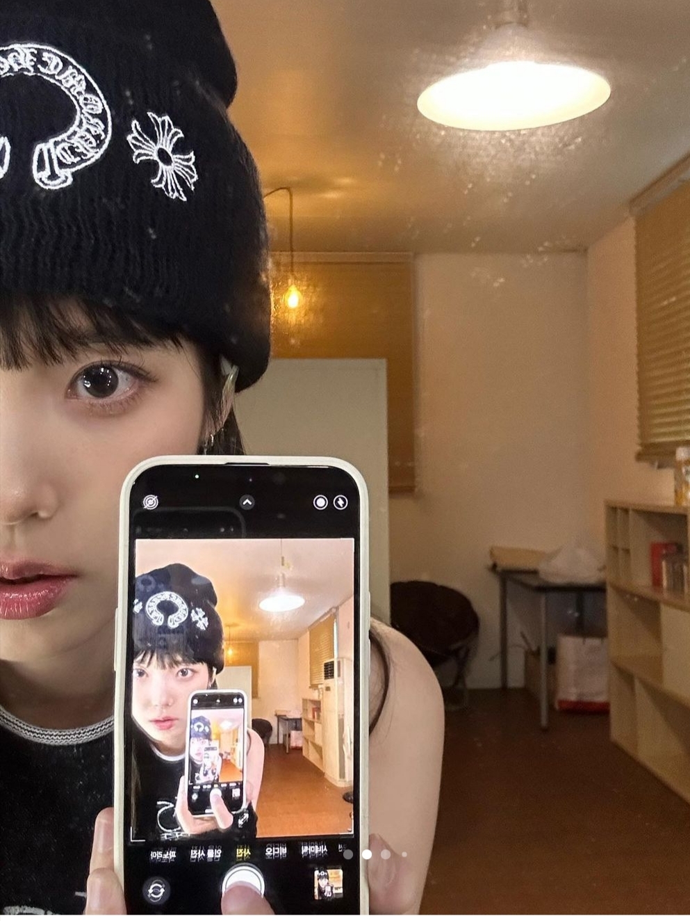 Chrome Hearts Horseshoe Beanie Black 착용 스타일 - 3