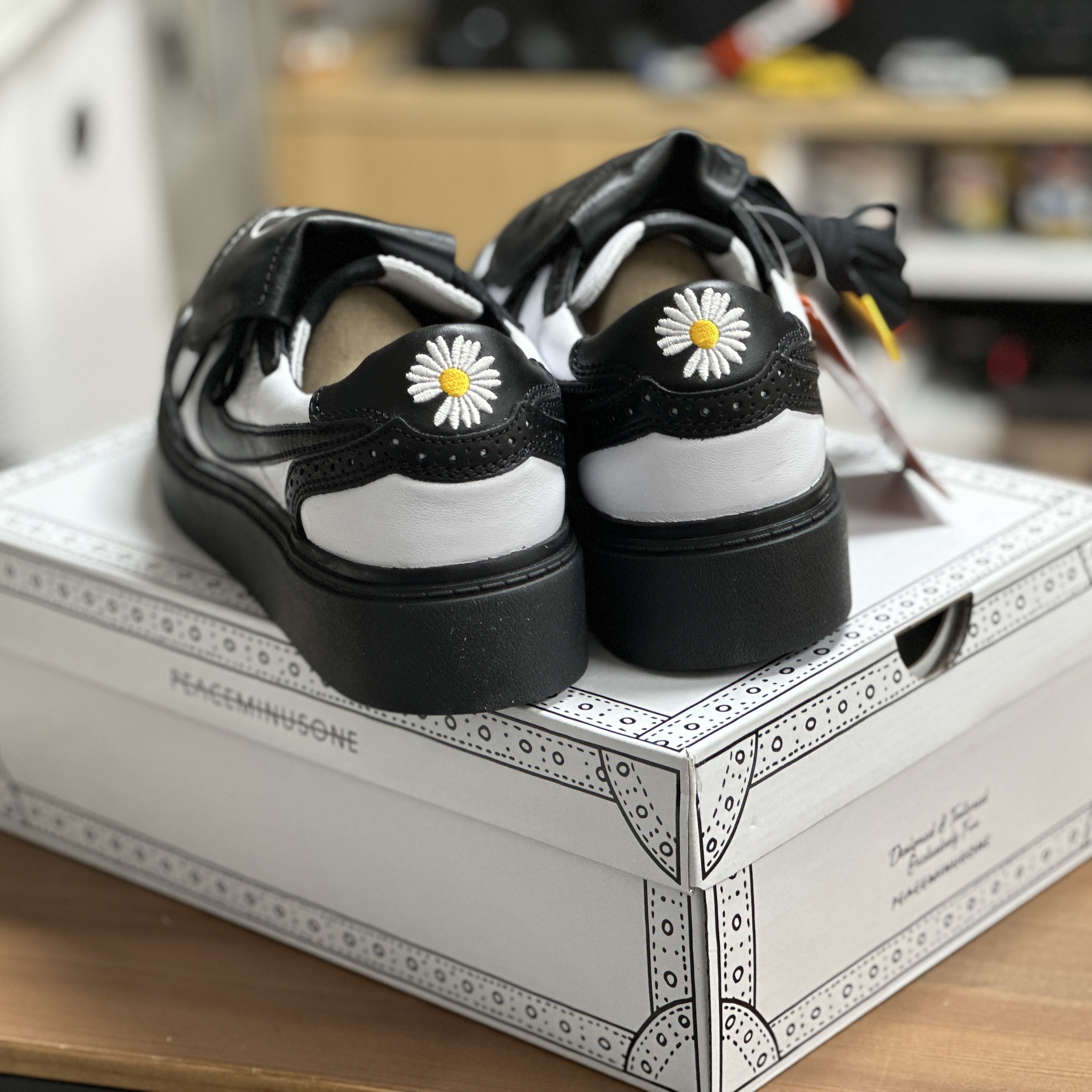 Nike x Peaceminusone Kwondo1 Black and White 착용 스타일 - 4