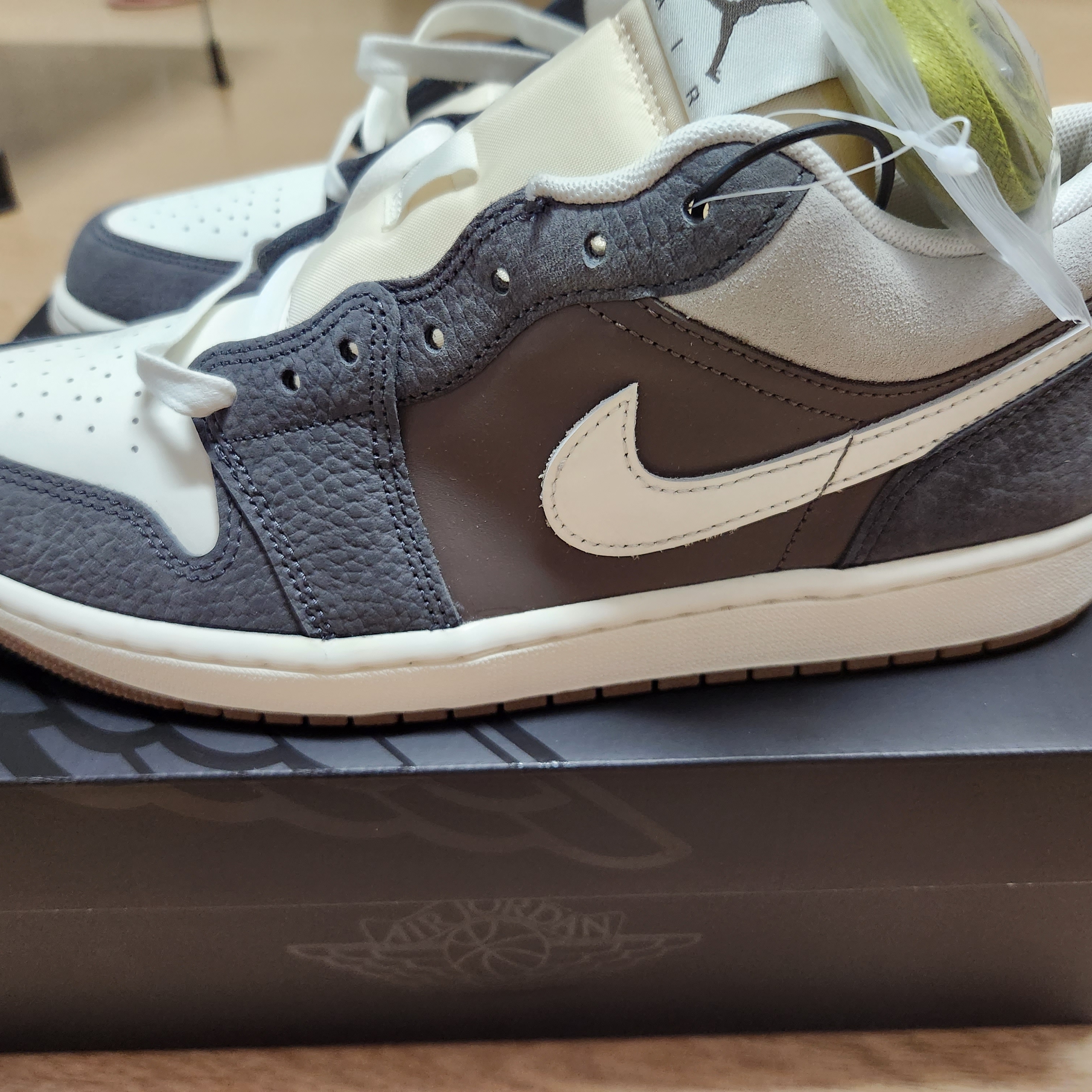 Jordan 1 Low Kkachi 착용 스타일