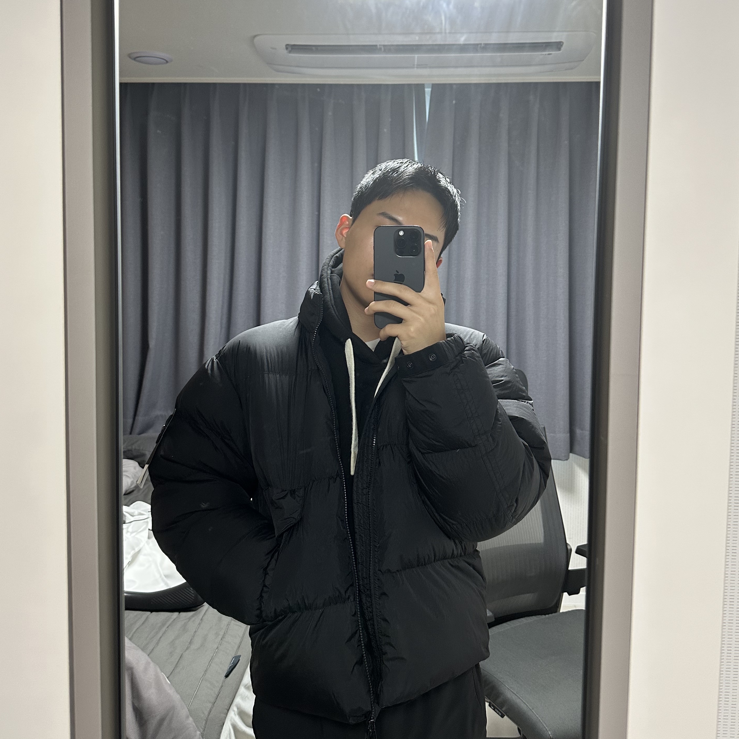 (W) Asics Gel-Kayano 14 White Midnight, Stone Island 40623 Garment Dyed Crinkle Reps Recycled Nylon Down Jacket Black - 23FW 착용 스타일 - 3