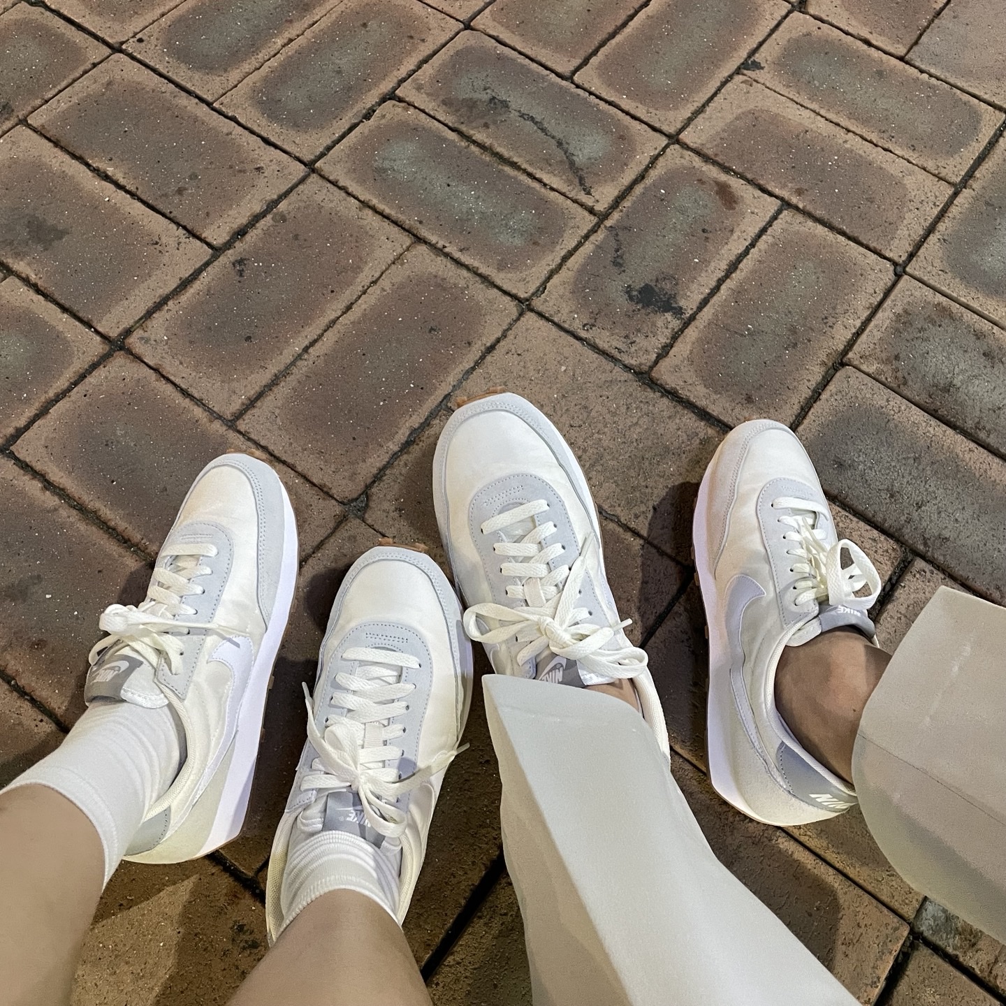 (W) Nike Daybreak Summit White 착용 스타일
