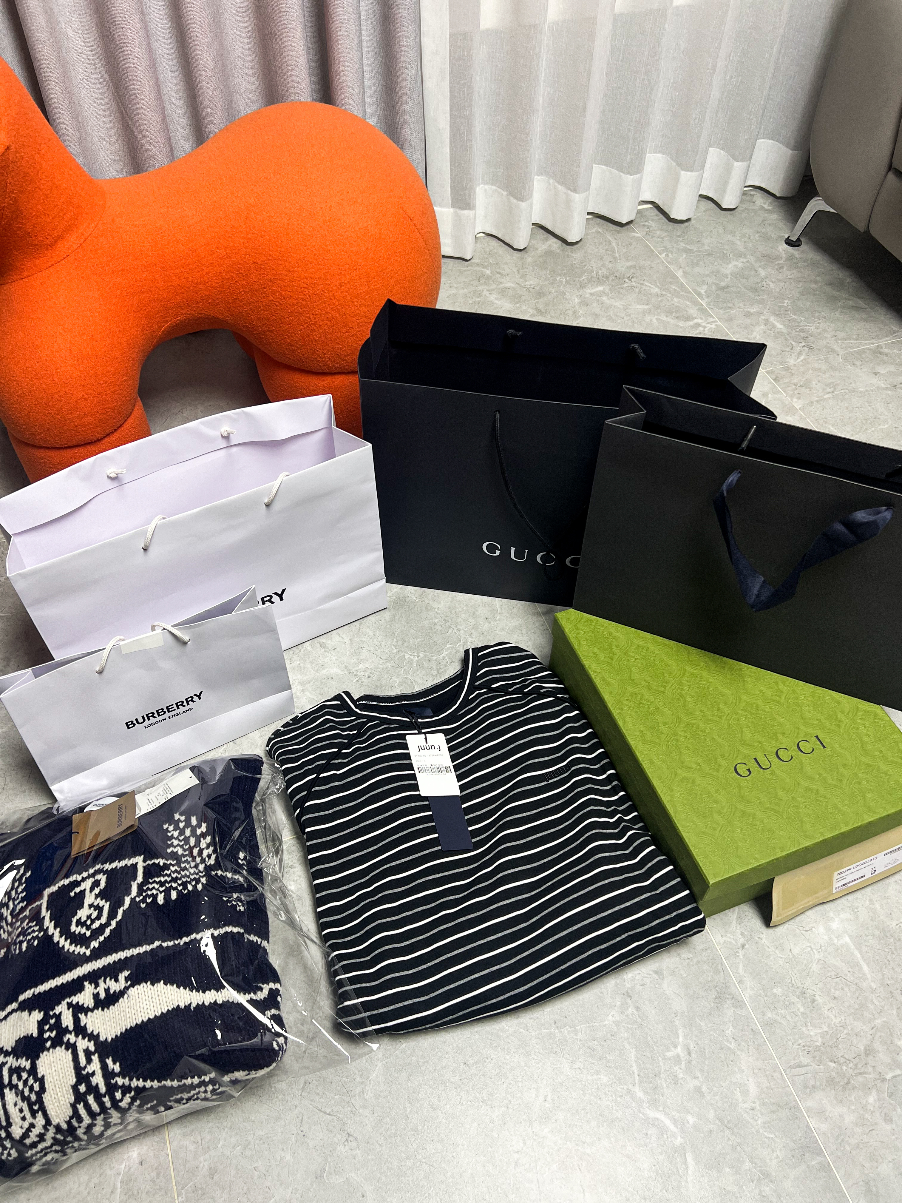 Burberry EKD Wool Jacquard Oversized Sweater Dark Thunder Grey, Undermycar Chiva Vintage Coating Multi Cargo Pants Mulch - 23SS 착용 스타일 - 4