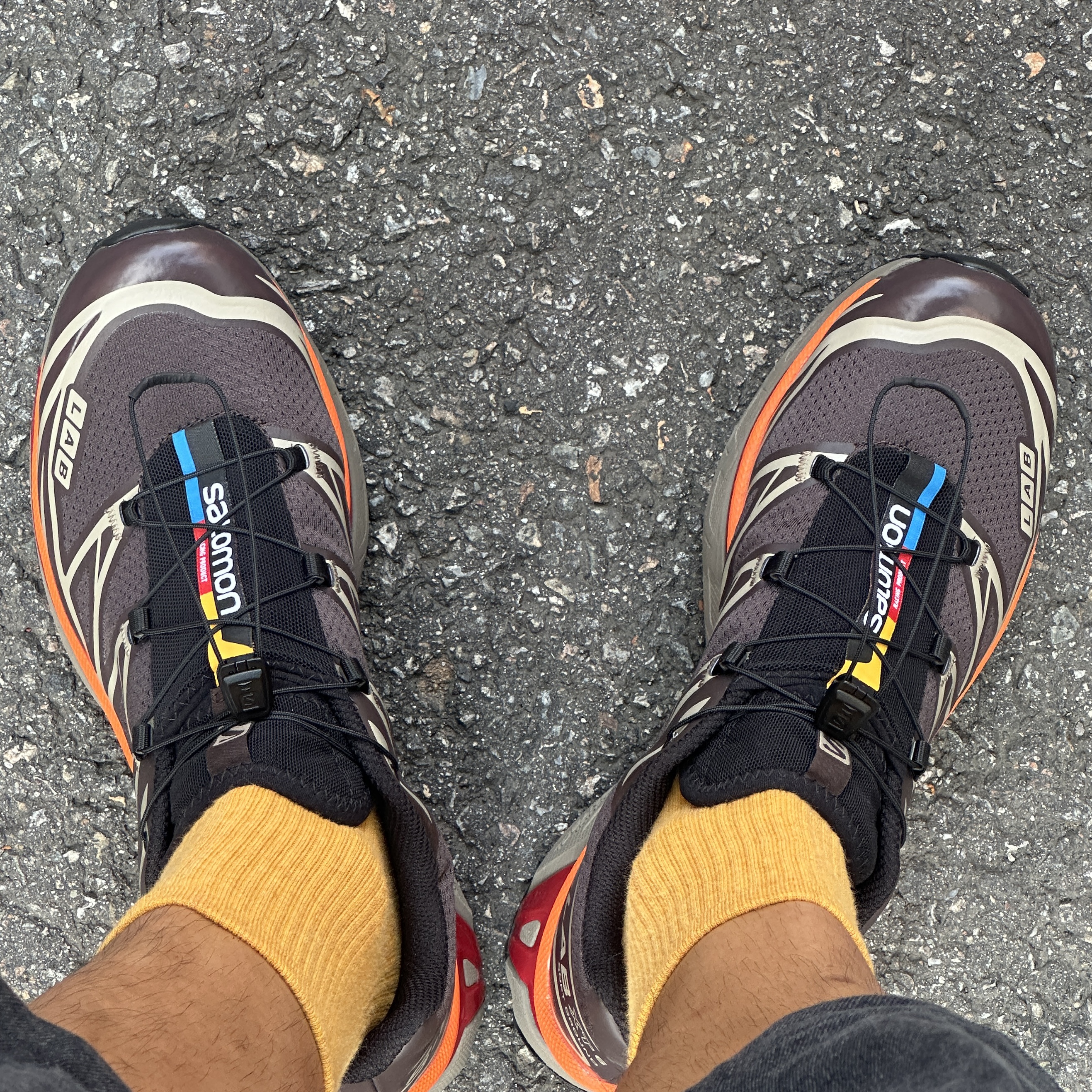 Salomon XT-6 ADV Shale Chocolate Plum 착용 스타일