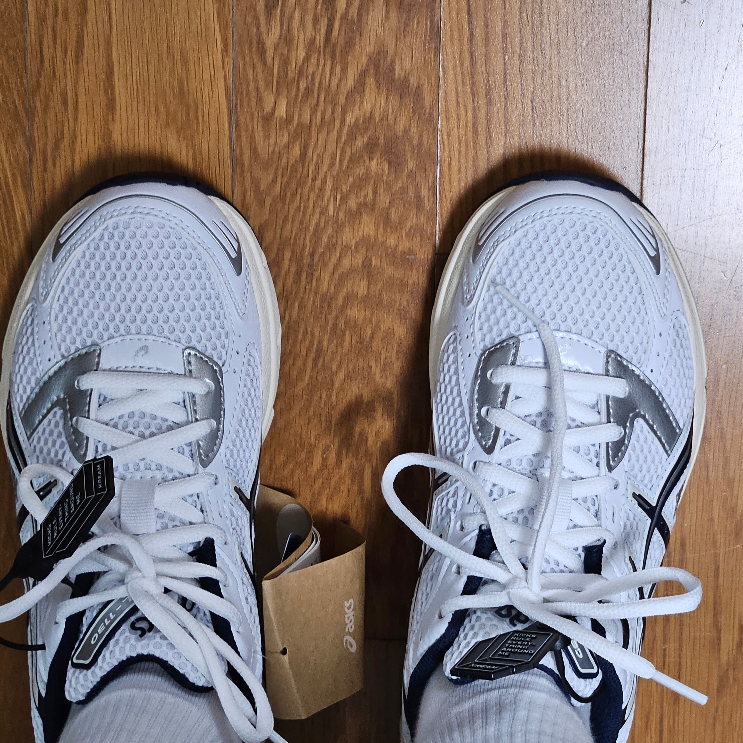 (W) Asics Gel-1130 White Midnight 착용 스타일 - 4