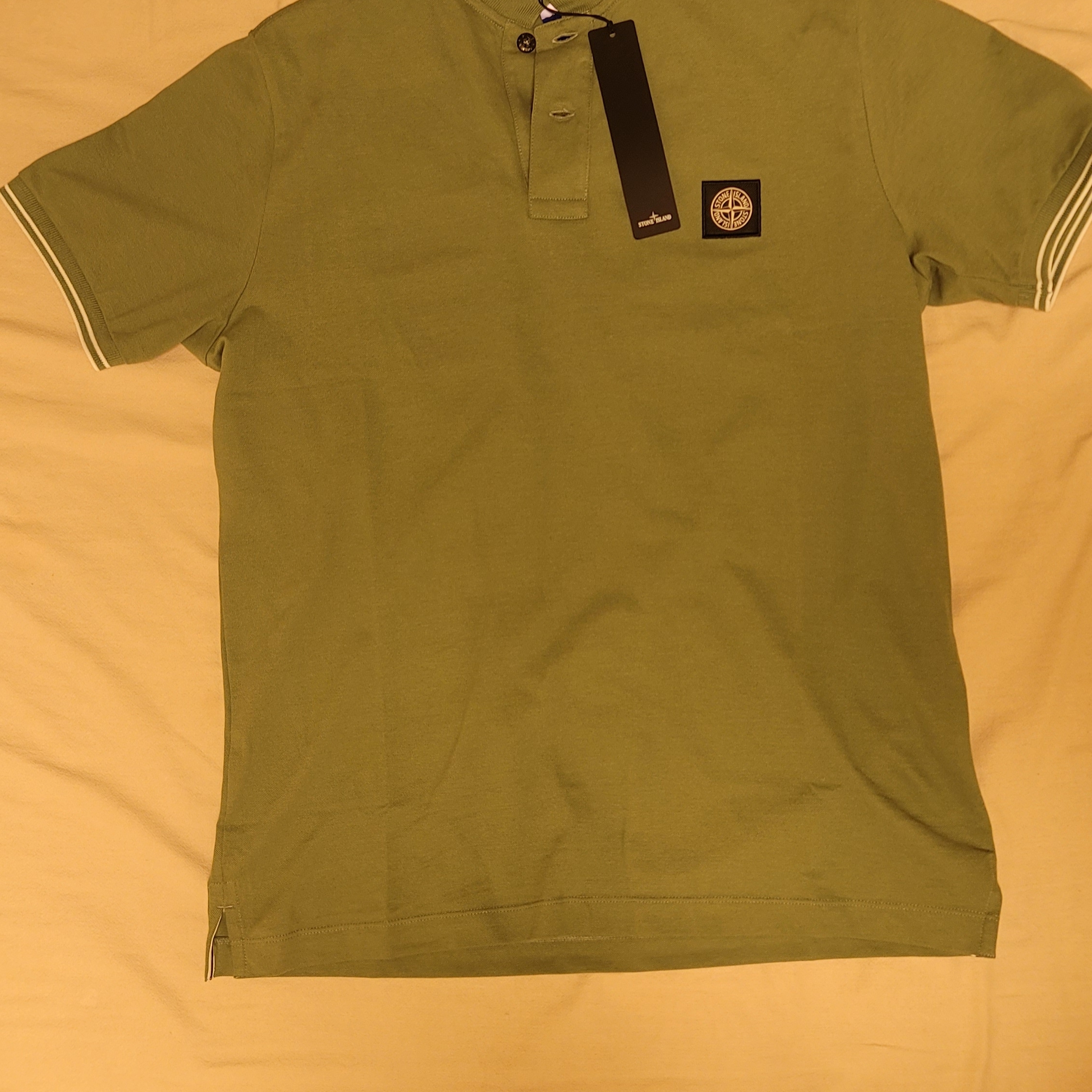 Stone Island 22S18 Polo Shirt Olive Green - 22FW 착용 스타일