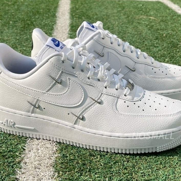 (W) Nike Air Force 1 Low '07 LX Chrome Luxe 착용 스타일
