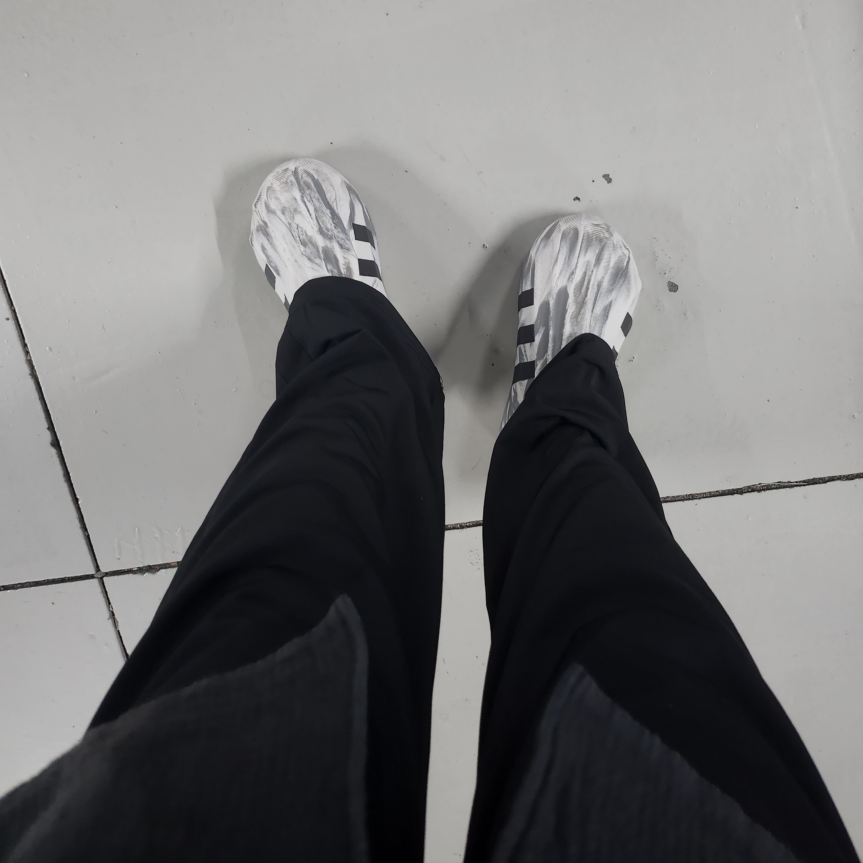 Adidas Adifom Superstar Clear Granite 착용 스타일