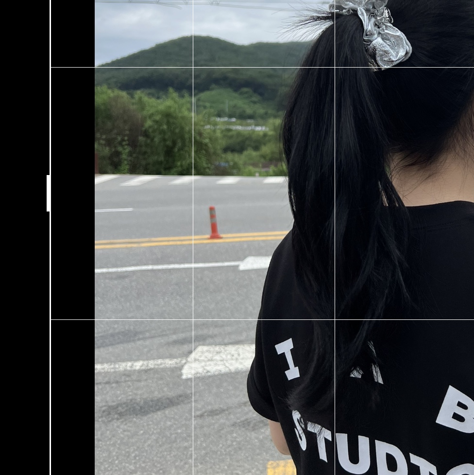 IAB Studio 10th Anniversary T-Shirts Pack White & Black (2 Pack) 착용 스타일
