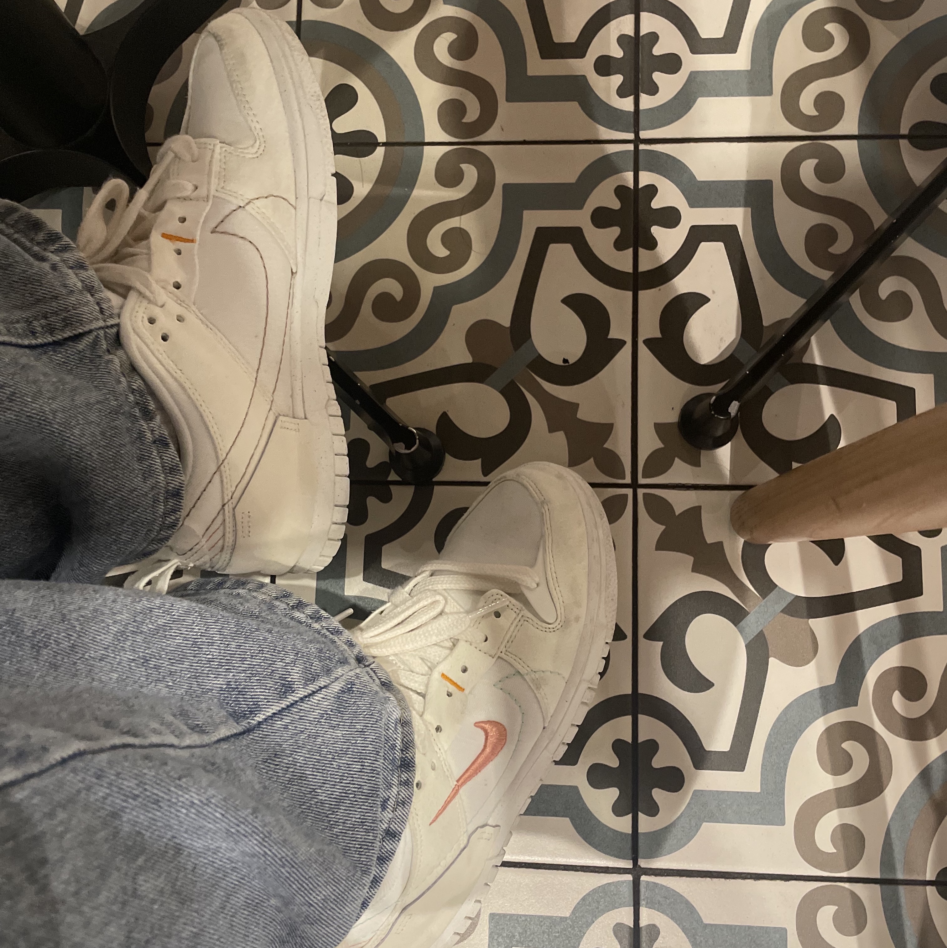 (W) Nike Dunk Low Disrupt 2 Pale Ivory Sail 착용 스타일