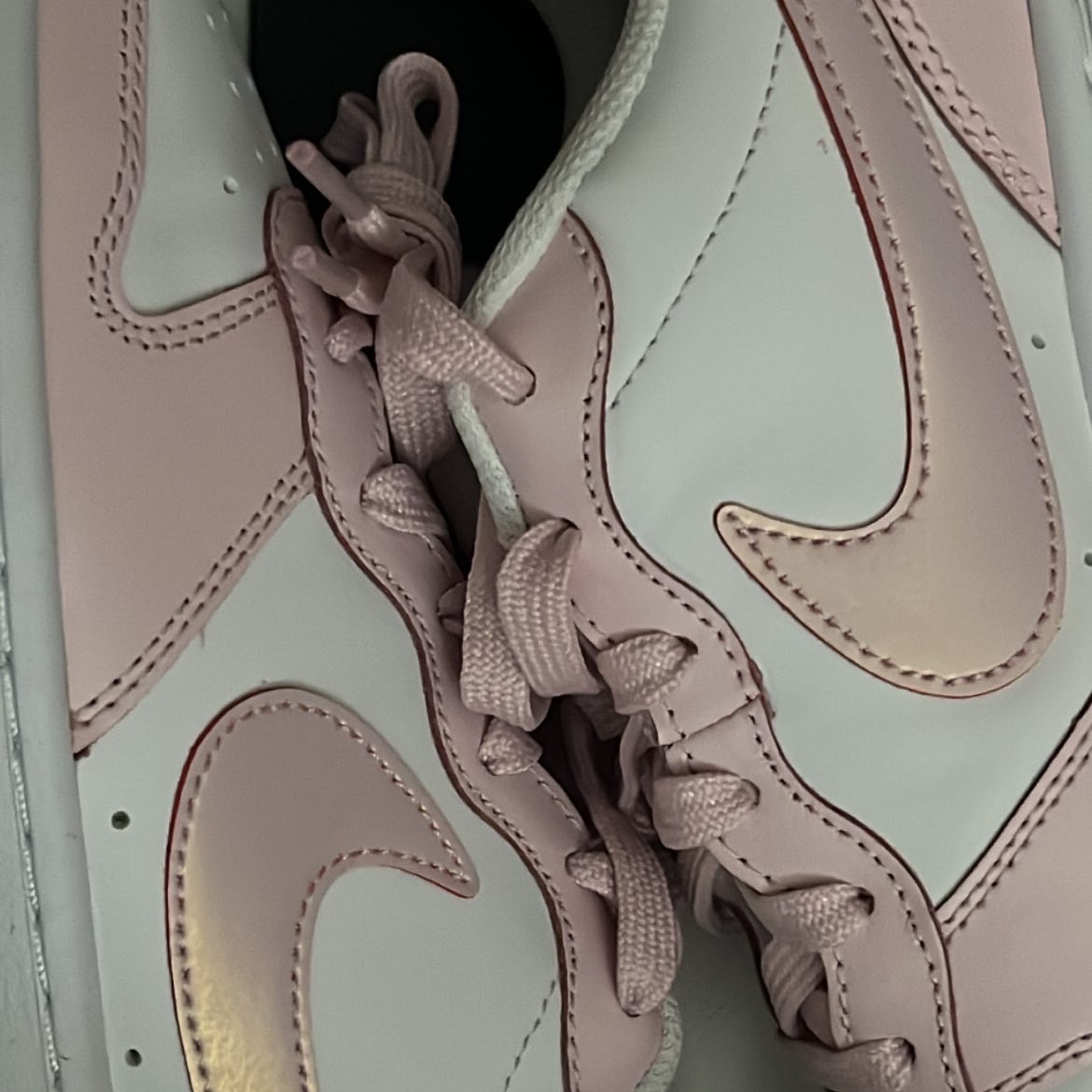 (GS) Nike Court Borough 2 SE White Pink Foam 착용 스타일