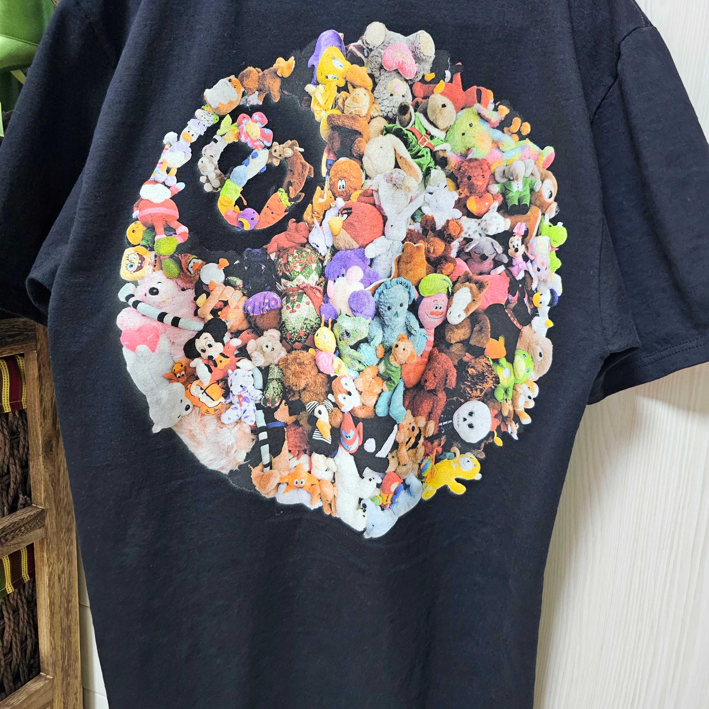 Stussy Plush T-Shirt Black 착용 스타일