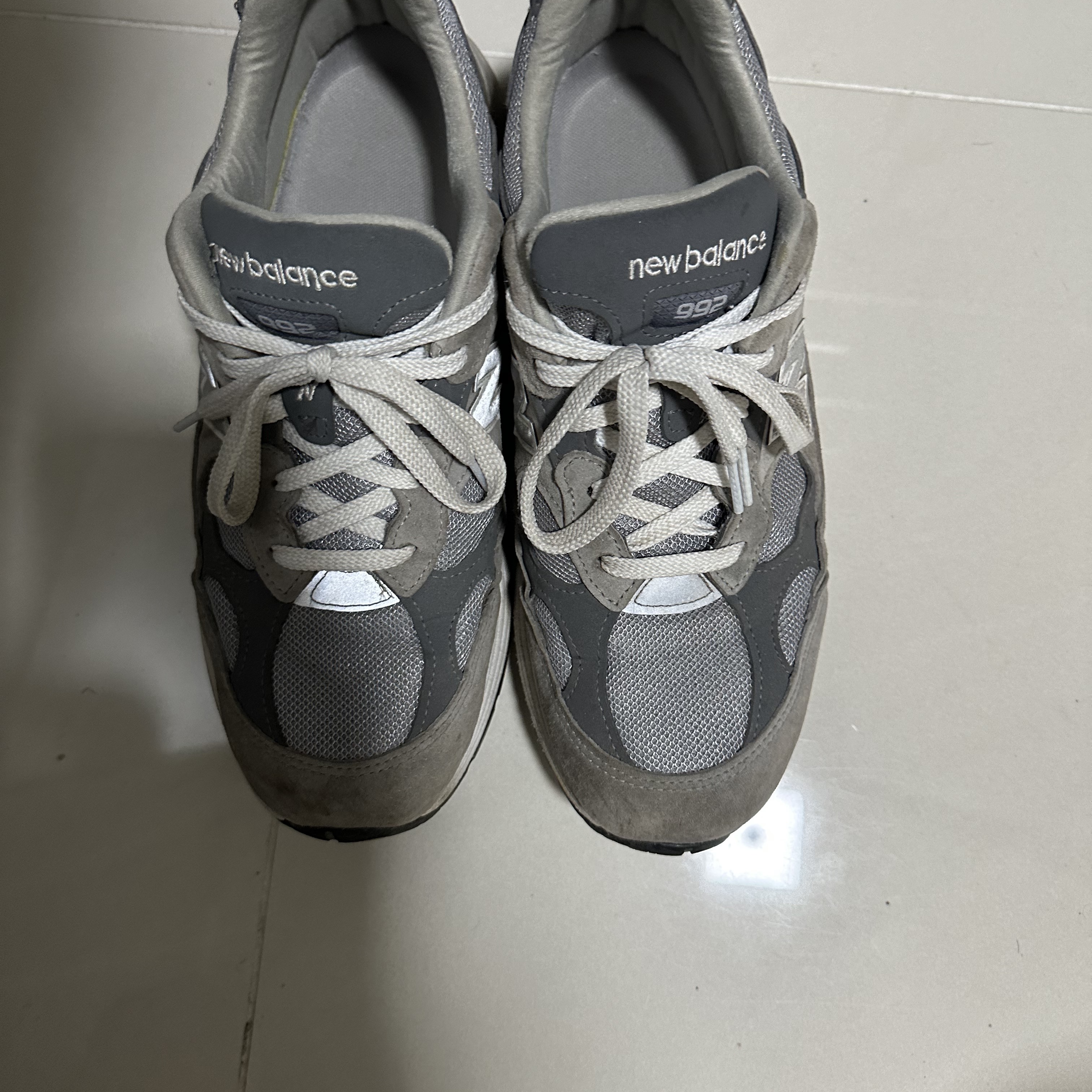 New Balance 992 Made in USA Grey - D Standard 착용 스타일