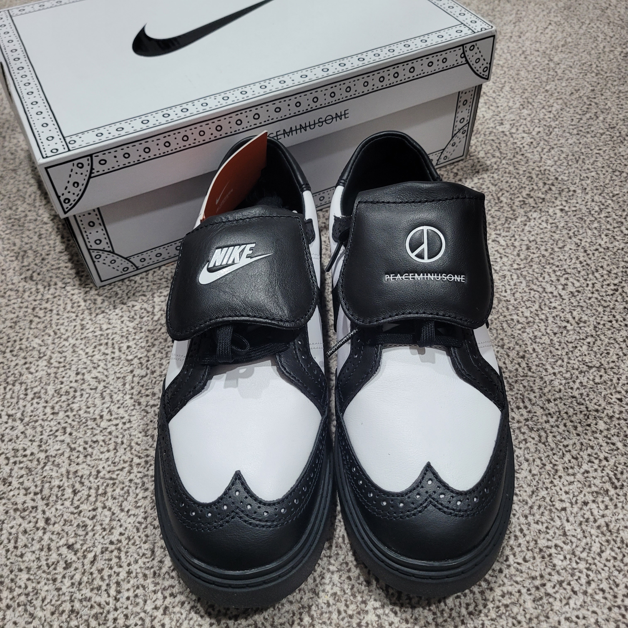Nike x Peaceminusone Kwondo1 Black and White 착용 스타일 - 5