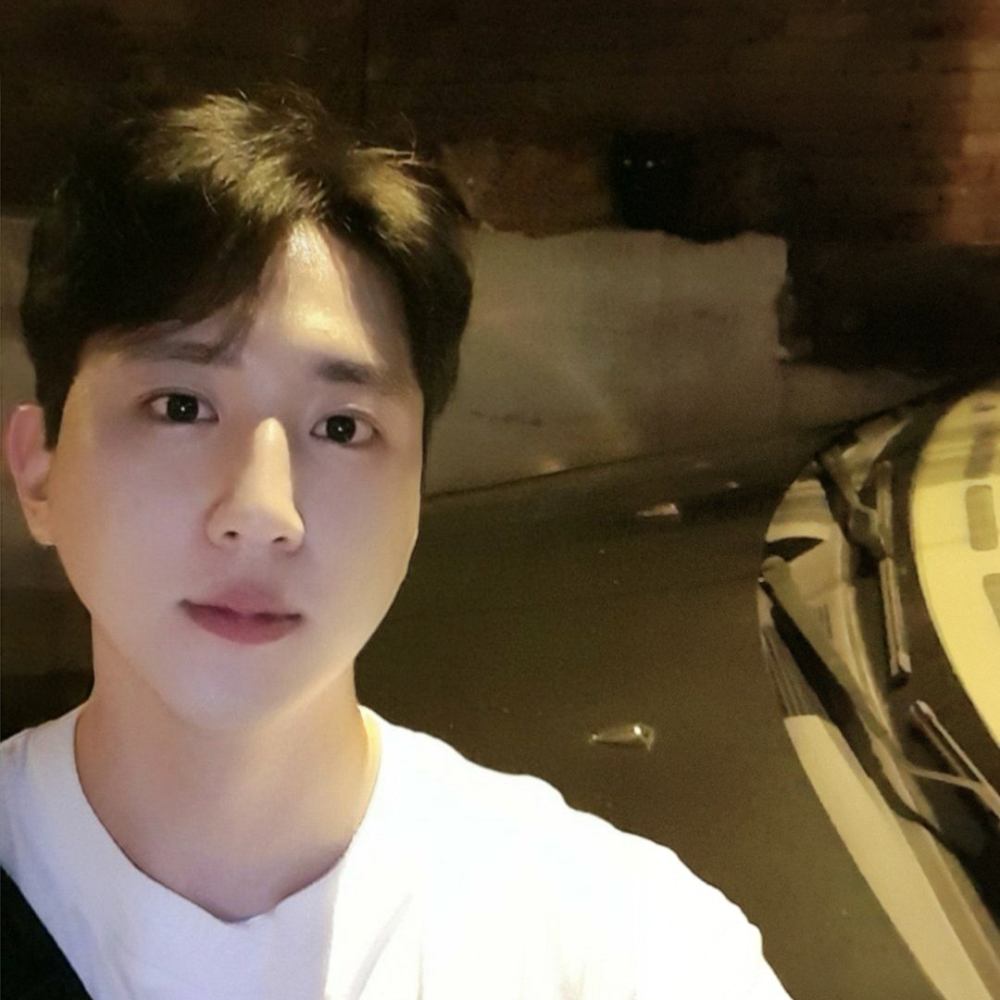 KREAM 프로필 이미지