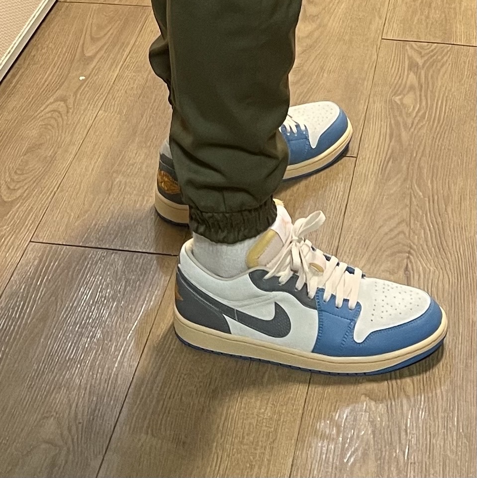 Jordan 1 Low SE Tokyo 96 착용 스타일