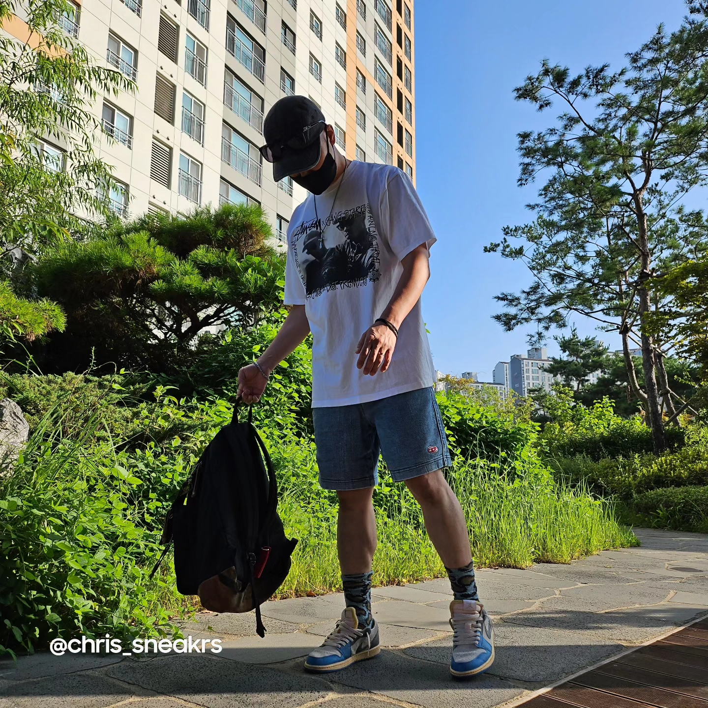 Stussy x Gang Starr Take It Personal T-Shirt White, Supreme Webbing Keychain Red - 23SS 착용 스타일 - 3