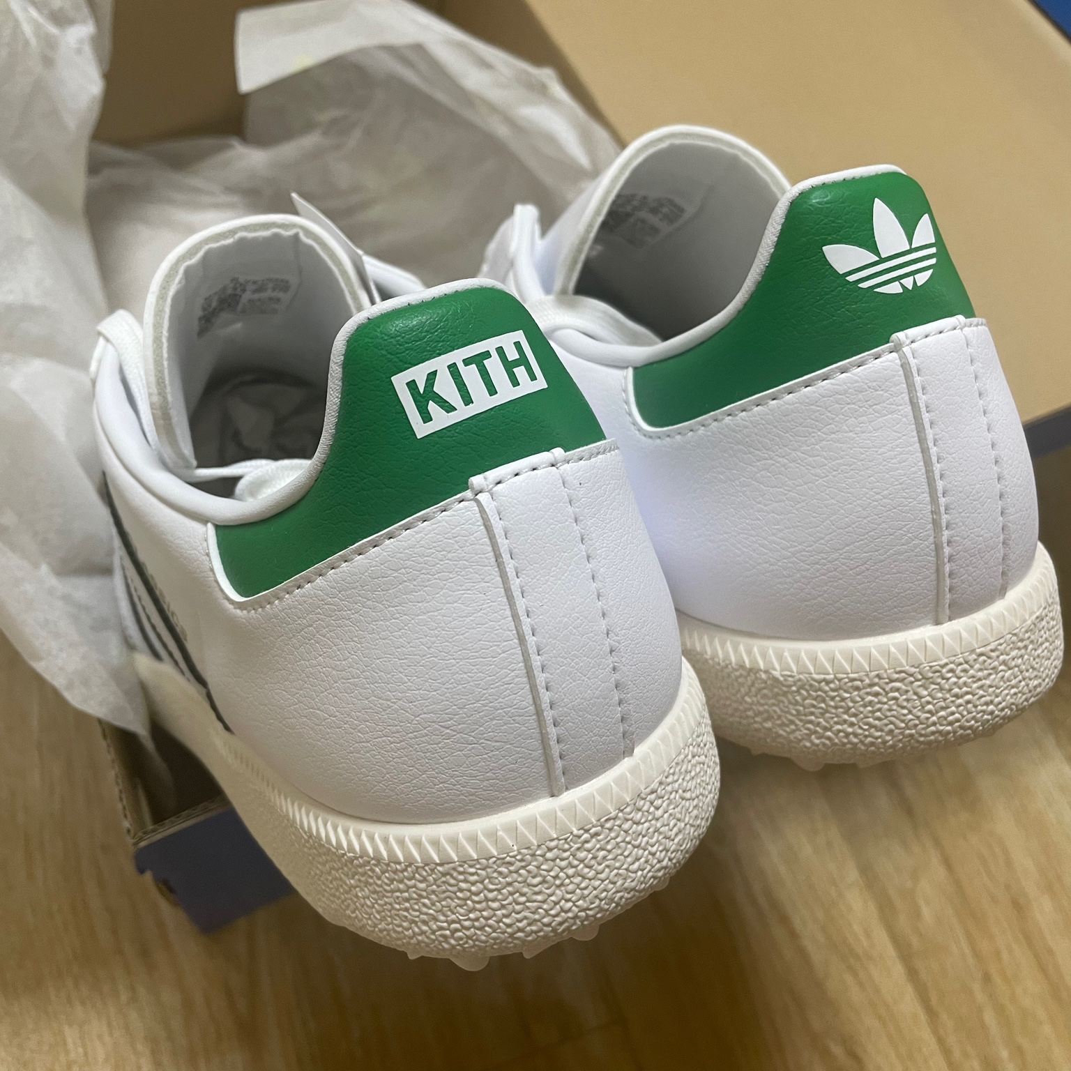 Adidas x Kith Samba Golf White Dash Grey 착용 스타일 - 1