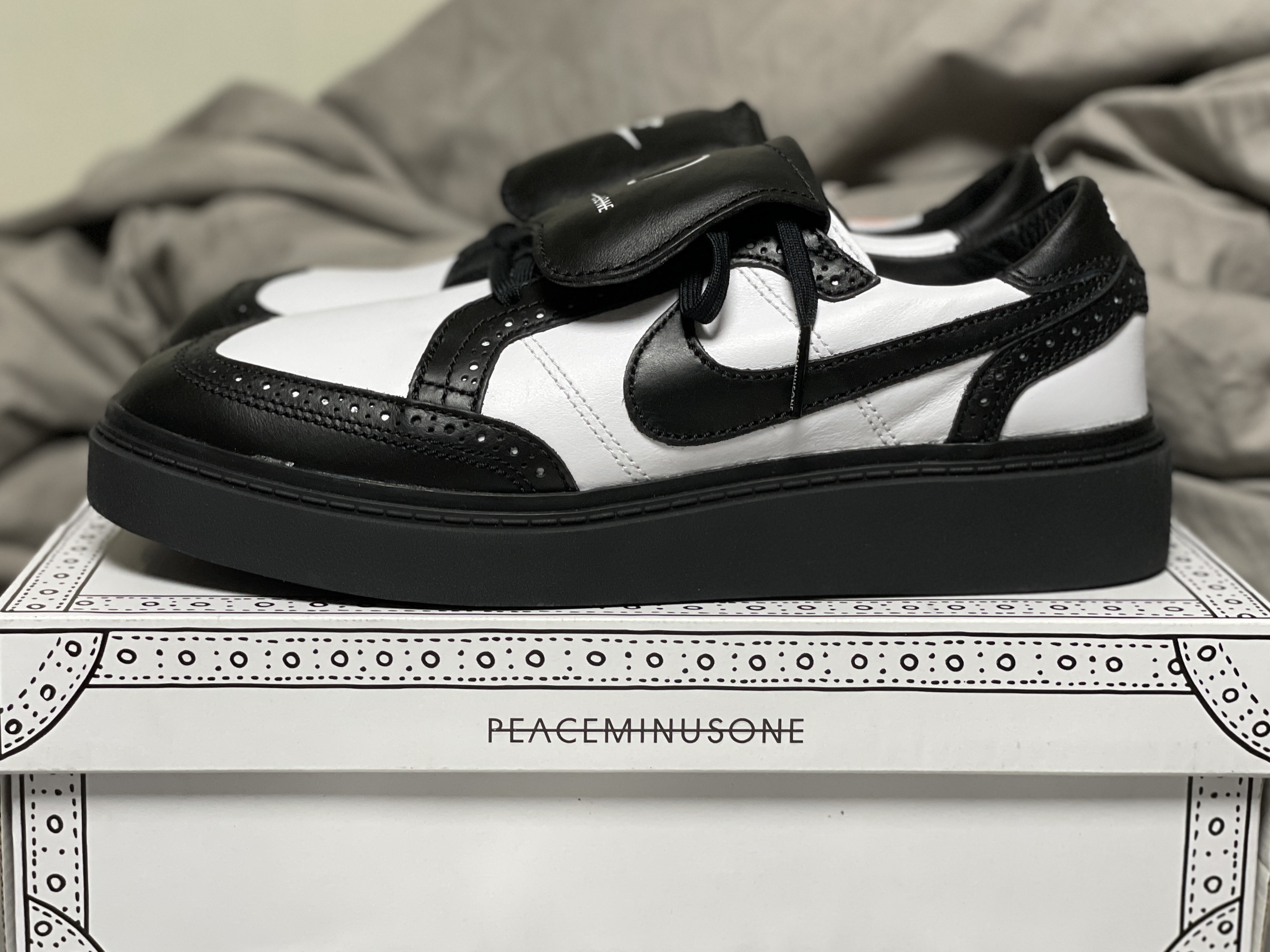 Nike x Peaceminusone Kwondo1 Black and White 착용 스타일 - 2