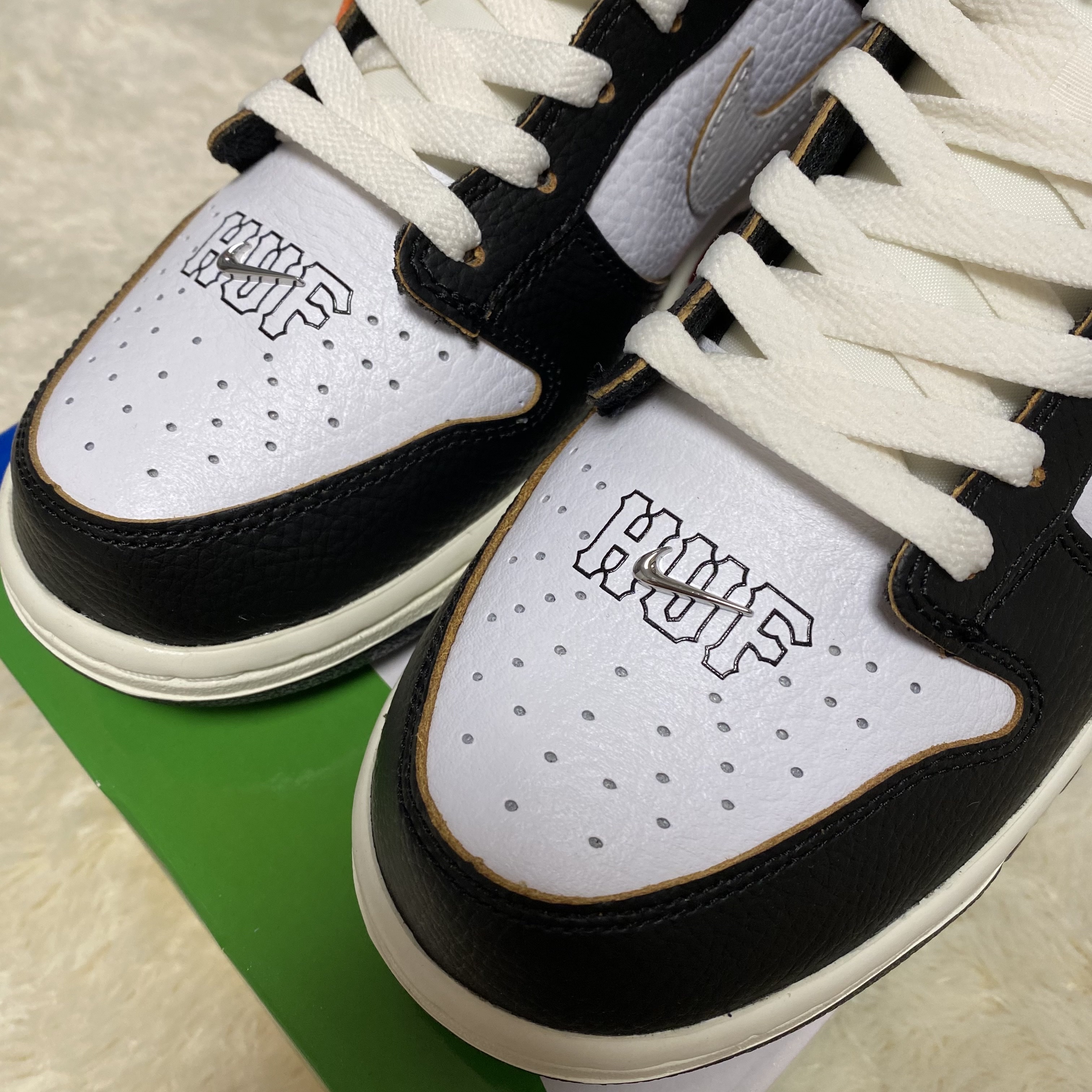Nike x HUF SB Dunk Low San Francisco 착용 스타일 - 2