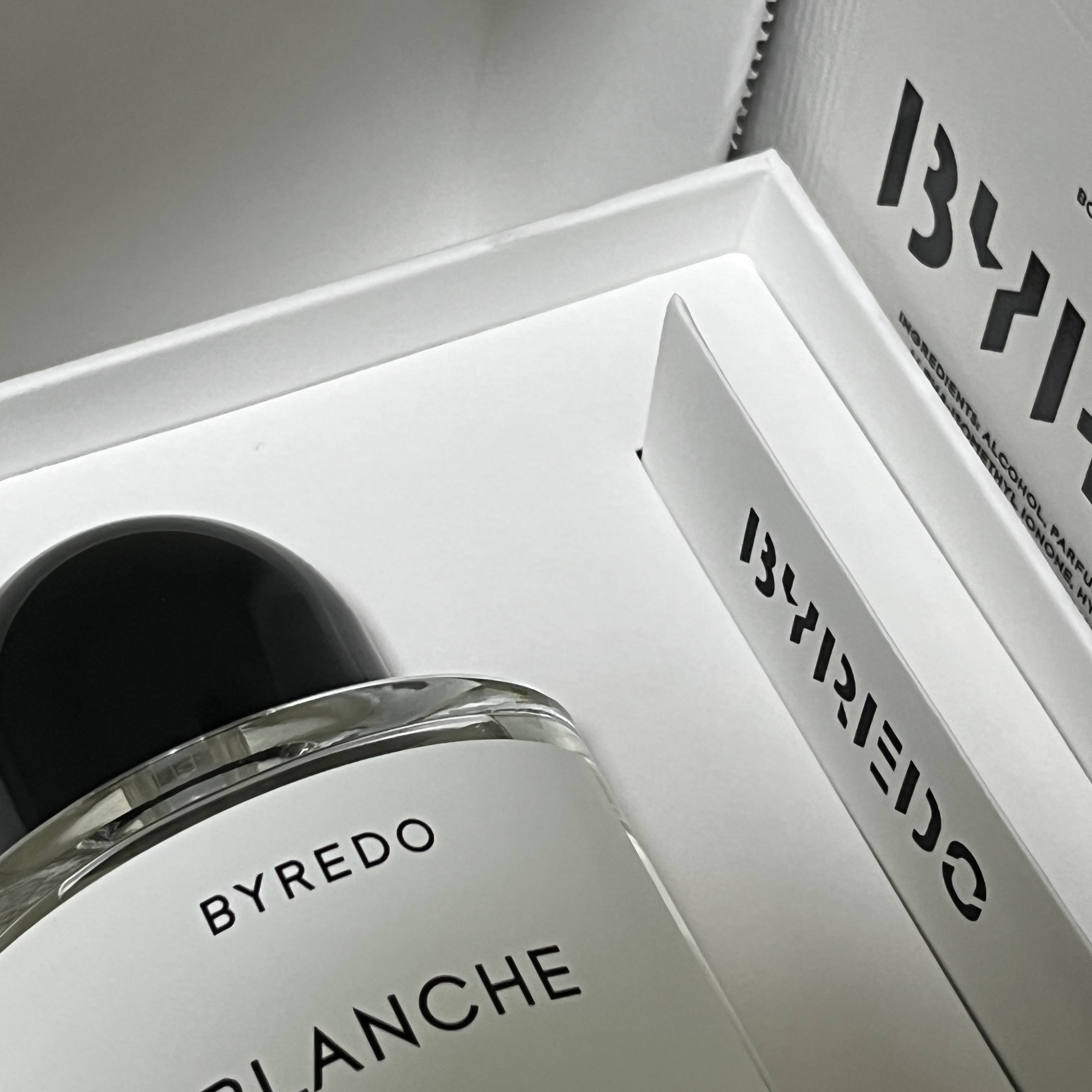 Byredo Blanche Eau De Parfum 100ml 착용 스타일