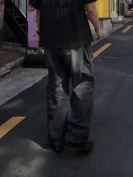 Nike x Matthew M Williams Zoom 004 Triple Black, [KREAM 단독] Etce Smocking Baggy Jean Grey 착용 스타일 - 3