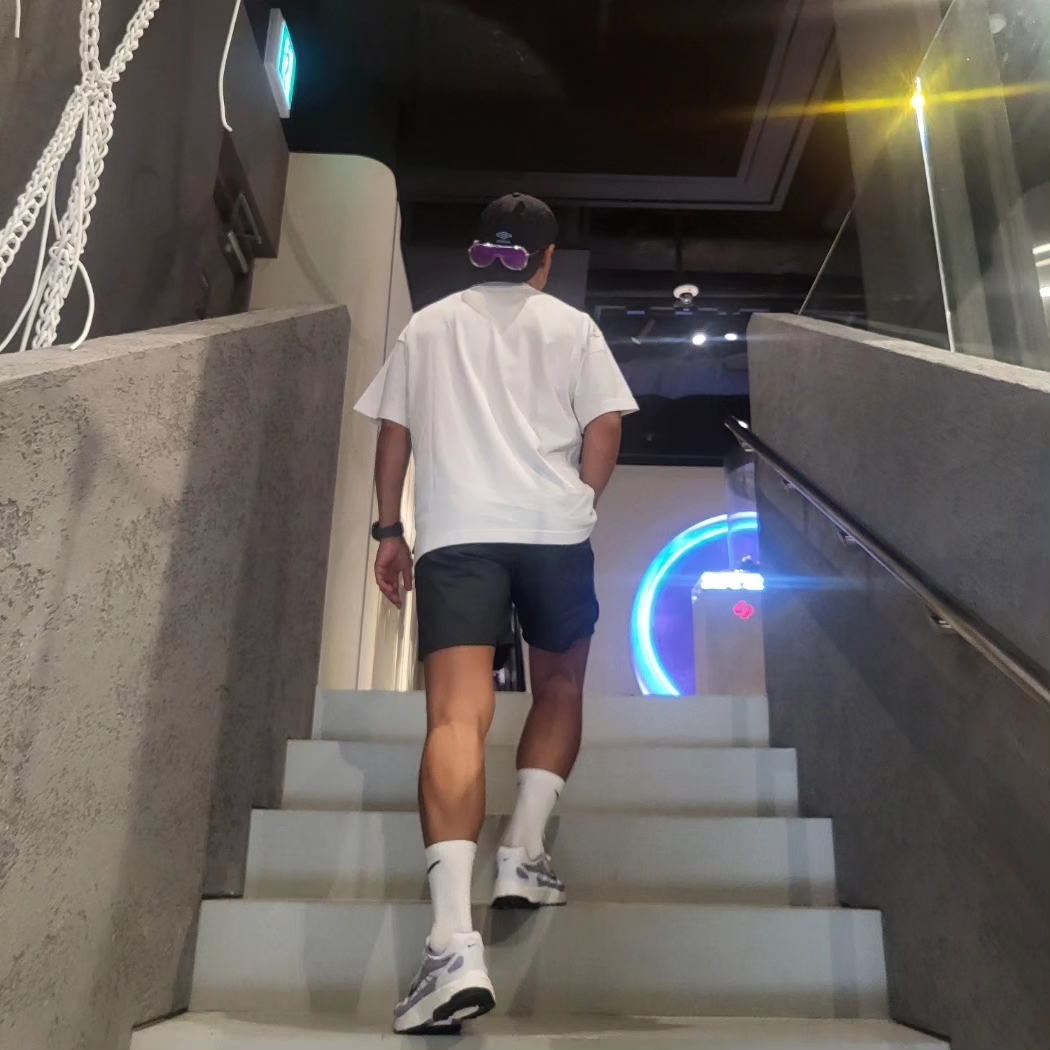 (W) Nike P-6000 Space Purple Black 착용 스타일 - 2