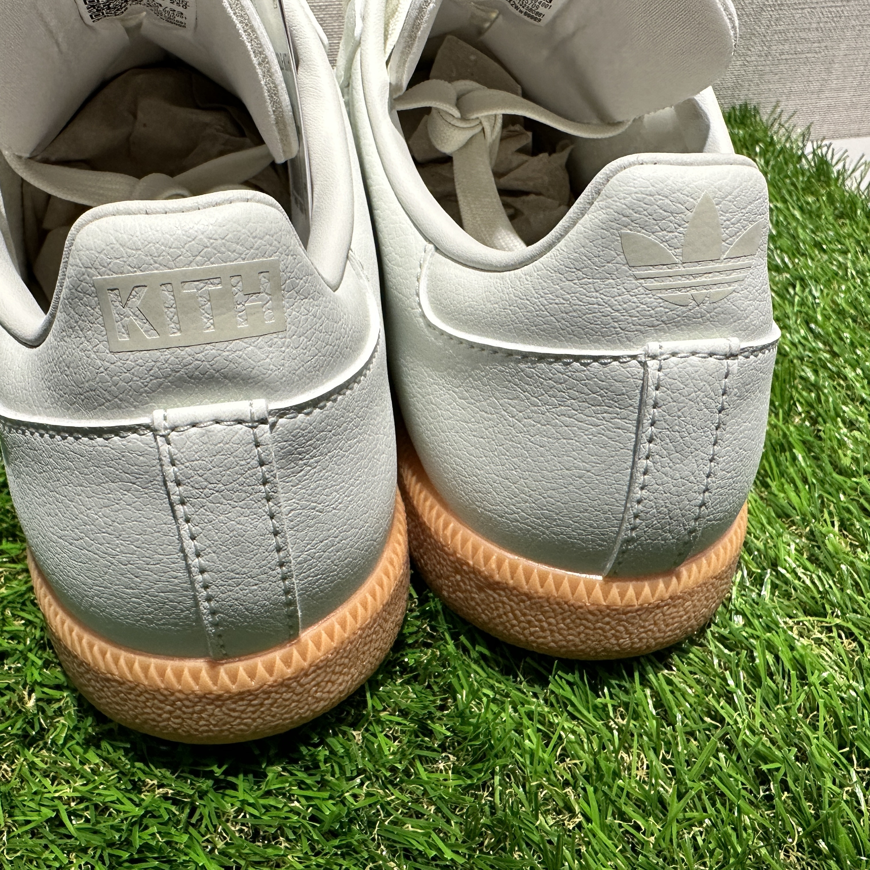 Adidas x Kith Samba Golf White Tint Gum 착용 스타일 - 3