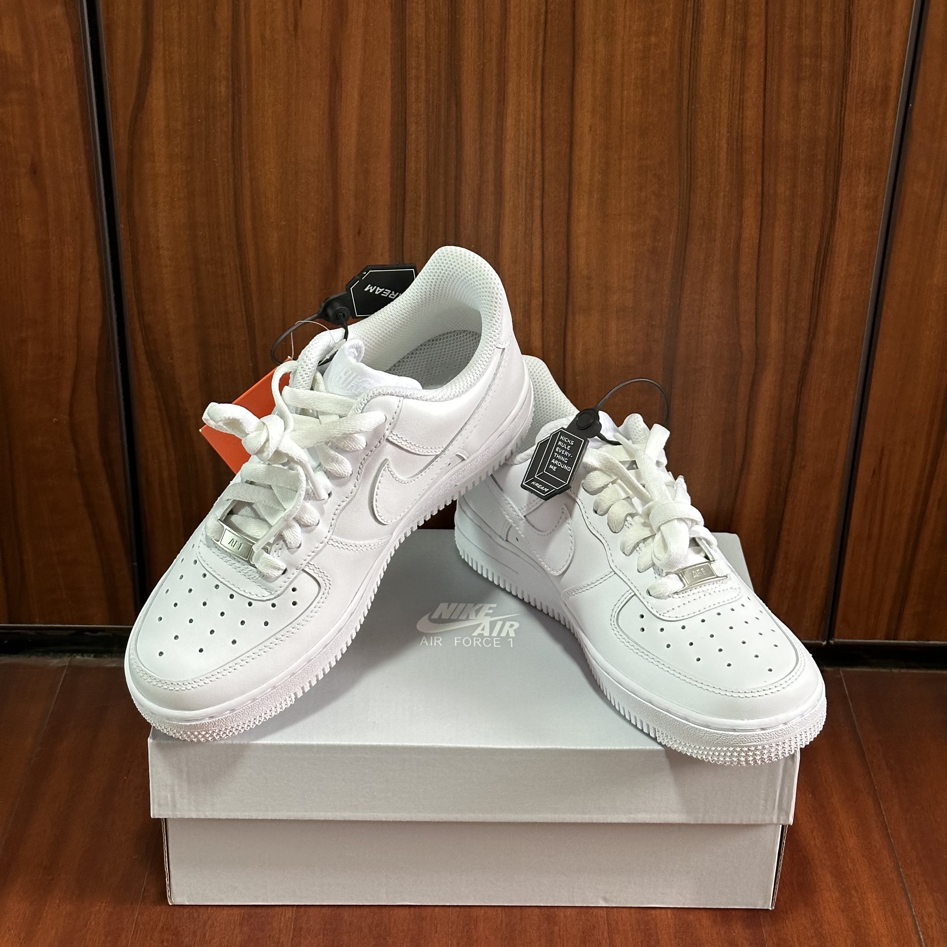 (W) Nike Air Force 1 '07 Low White 착용 스타일