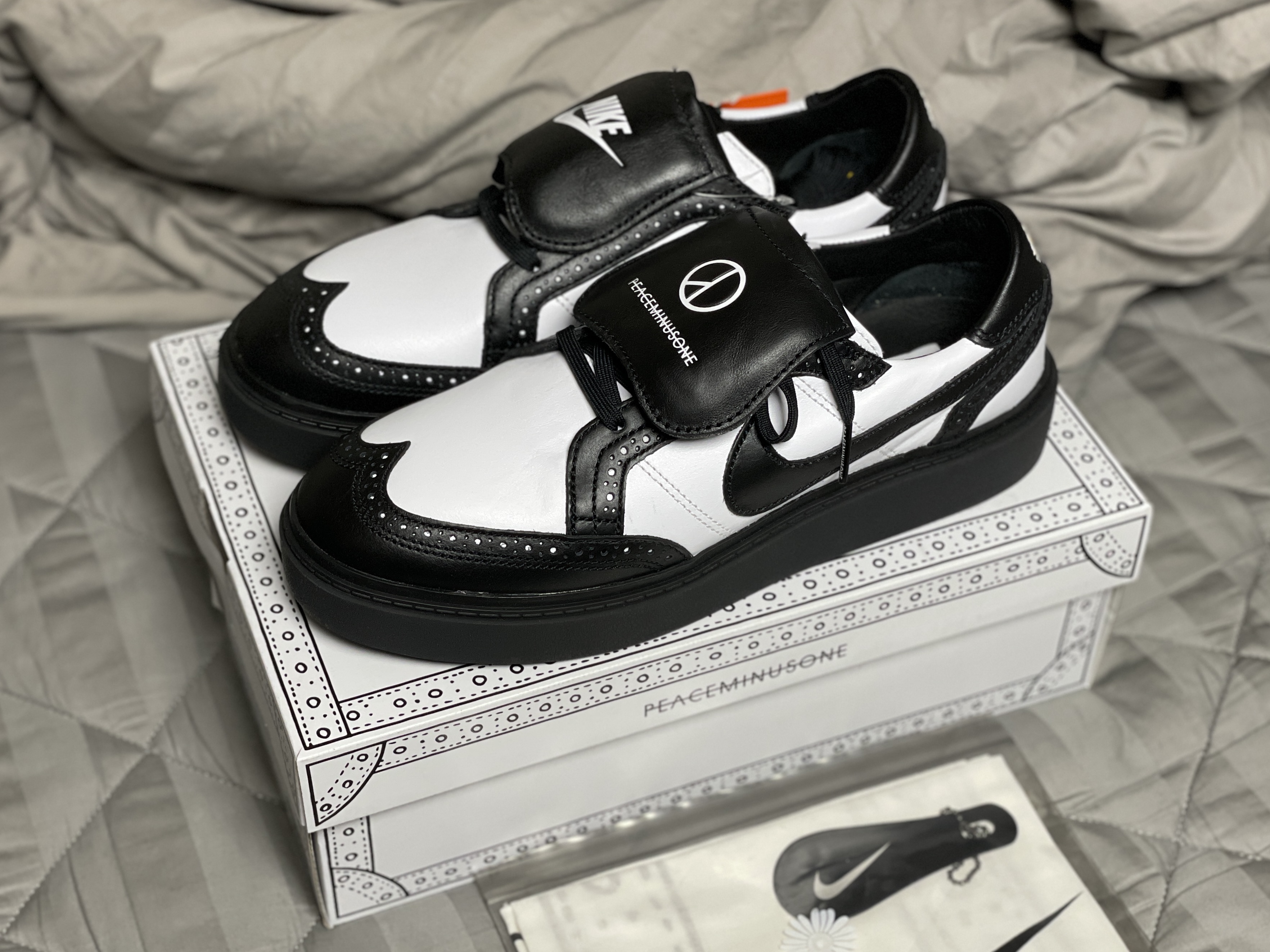 Nike x Peaceminusone Kwondo1 Black and White 착용 스타일 - 1