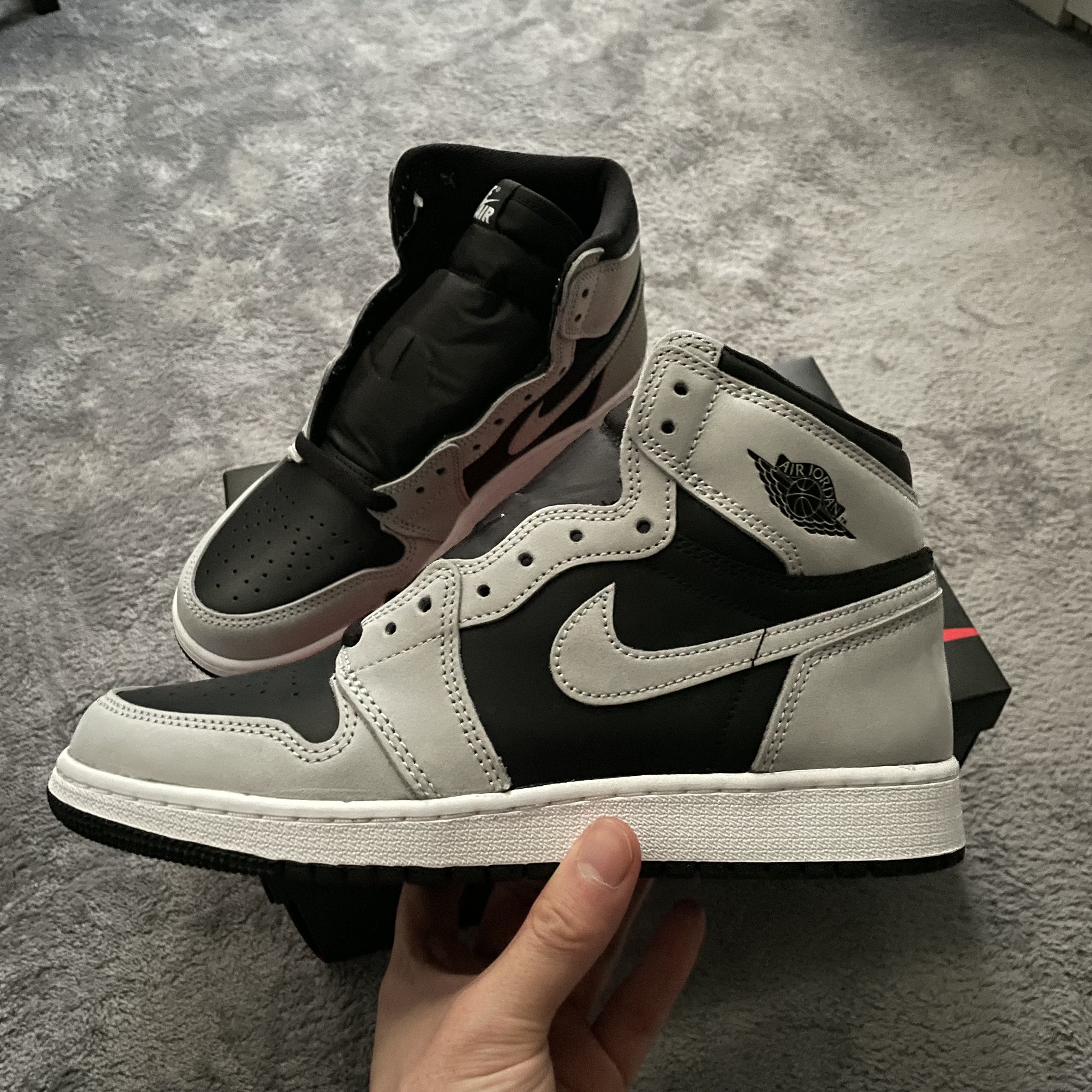Jordan 1 Retro High OG Shadow 2.0 착용 스타일 - 2