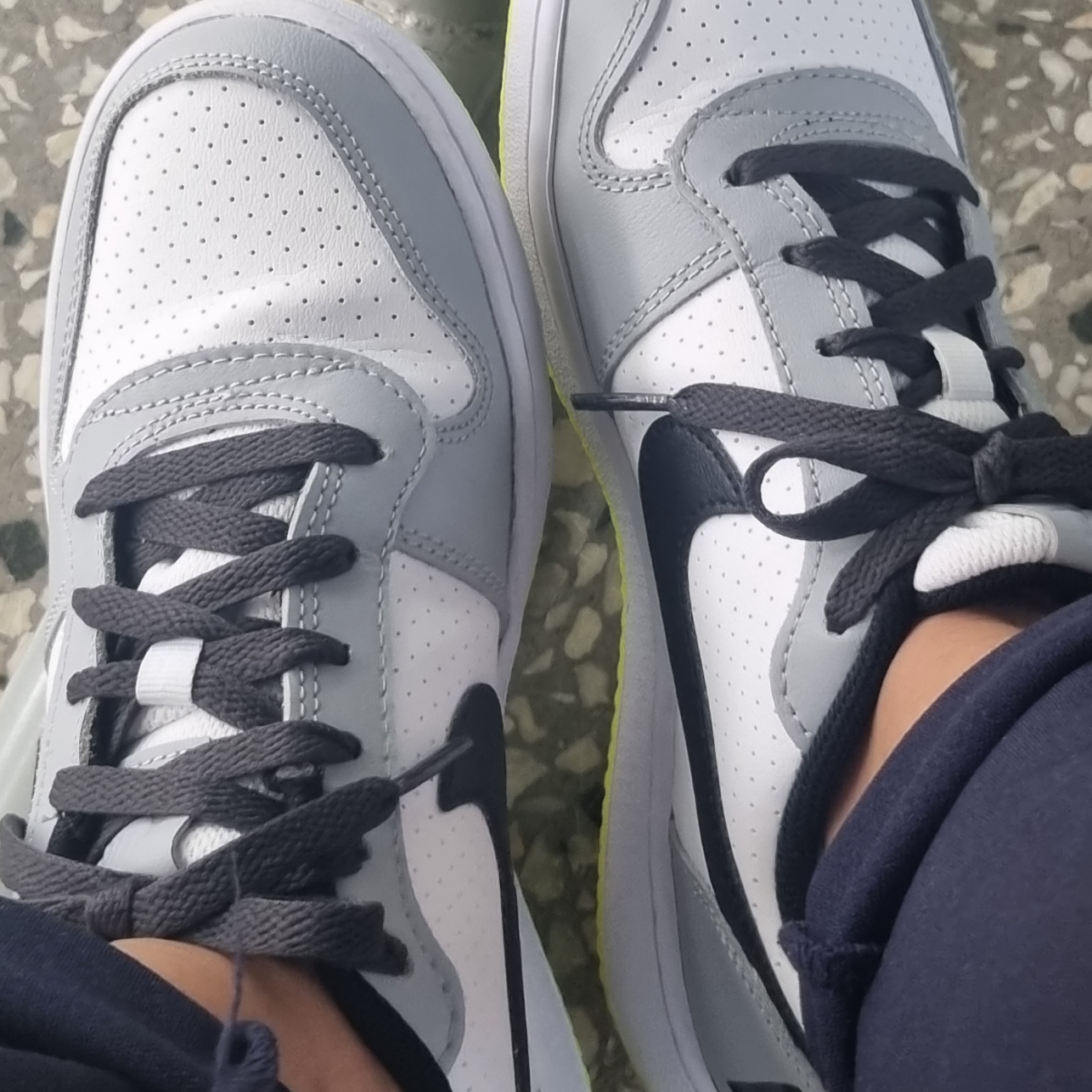 (GS) Nike Court Borough Low White Black Wolf Grey 착용 스타일