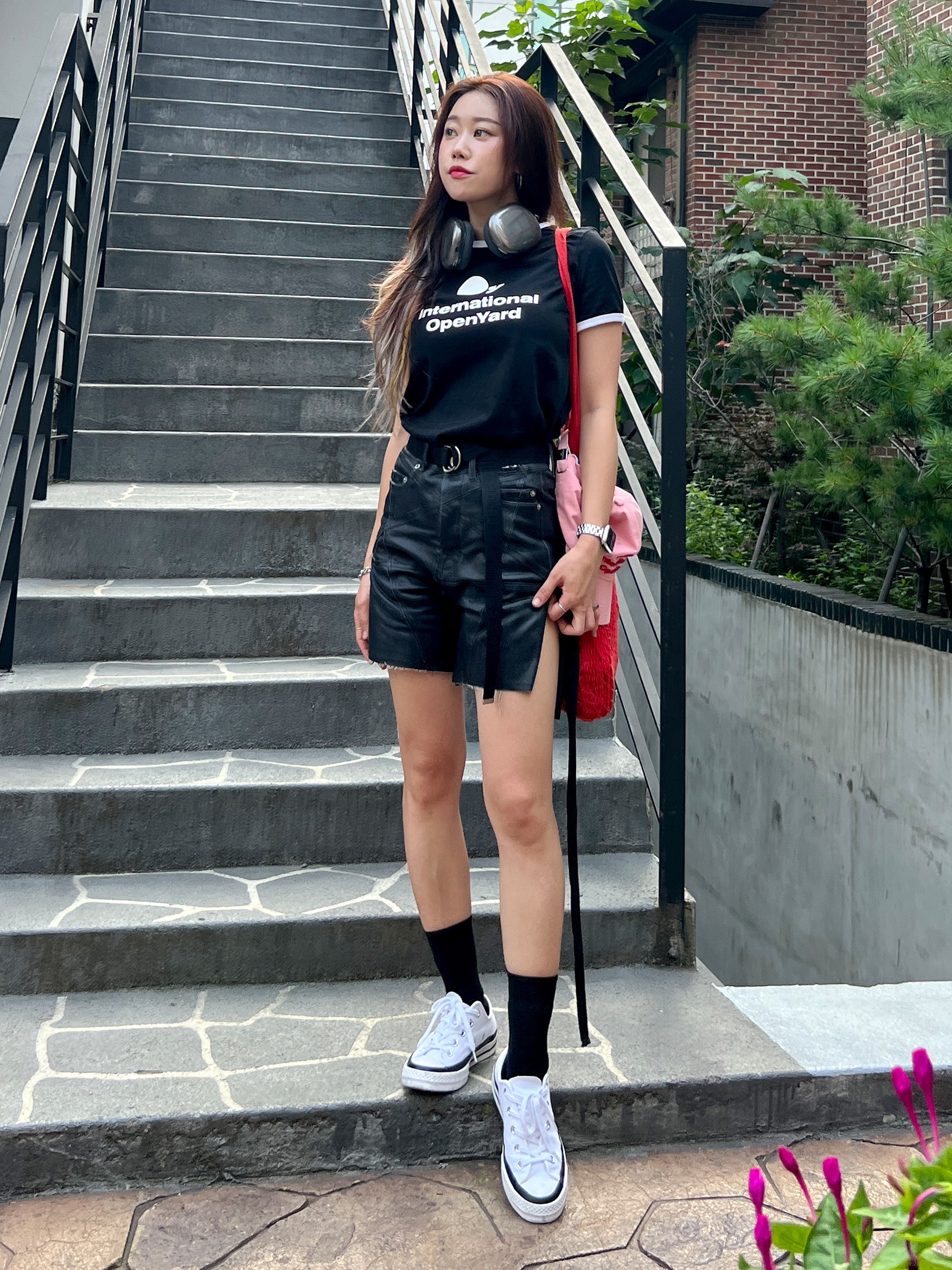Converse x Moncler x Fragment Chuck 70 Ox White, Apple AirPods Max Lightning Space Gray (Korean Ver.) 착용 스타일 - 2