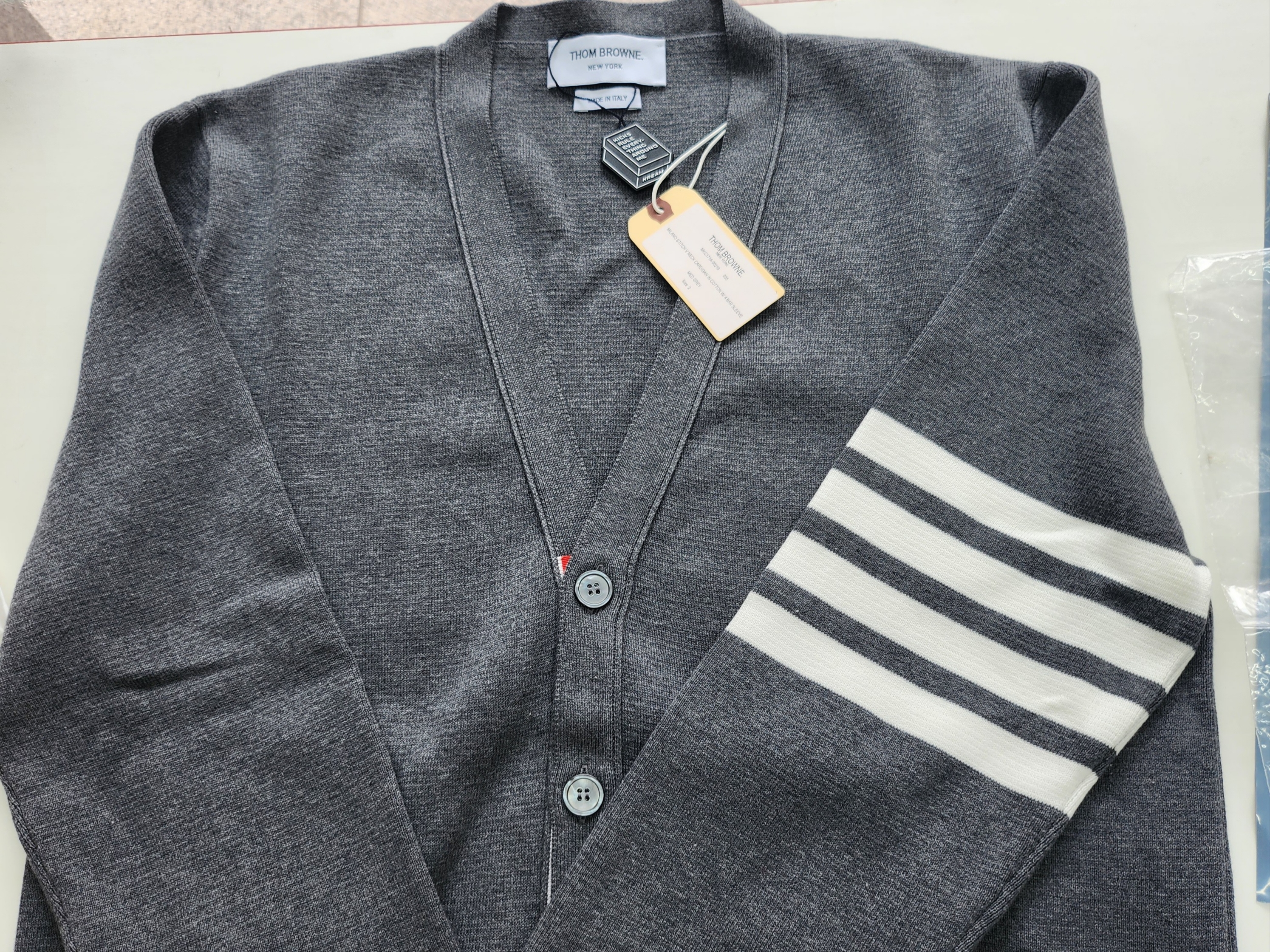 Thom Browne Milano Stitch 4-Bar Cardigan Medium Grey 착용 스타일