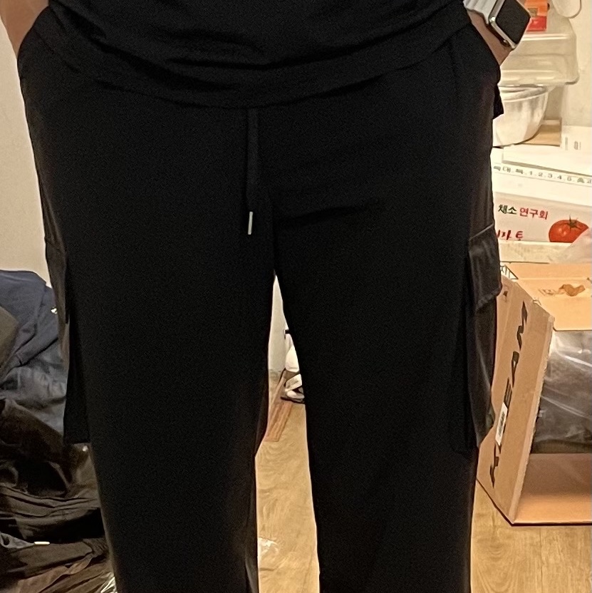 Jordan 1 Low SE Tokyo 96 착용 스타일 - 2