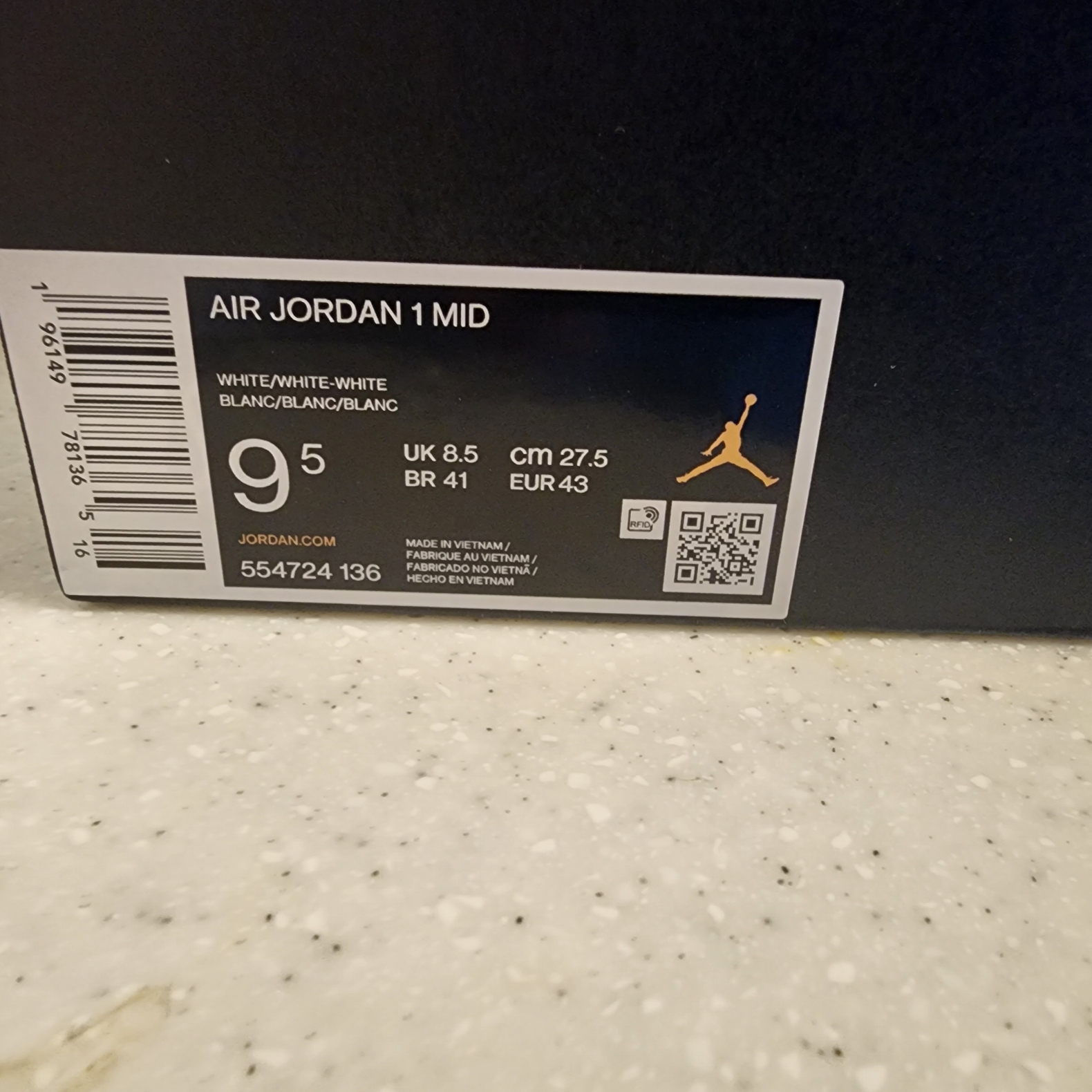 Jordan 1 Mid Triple White 2022 착용 스타일 - 5